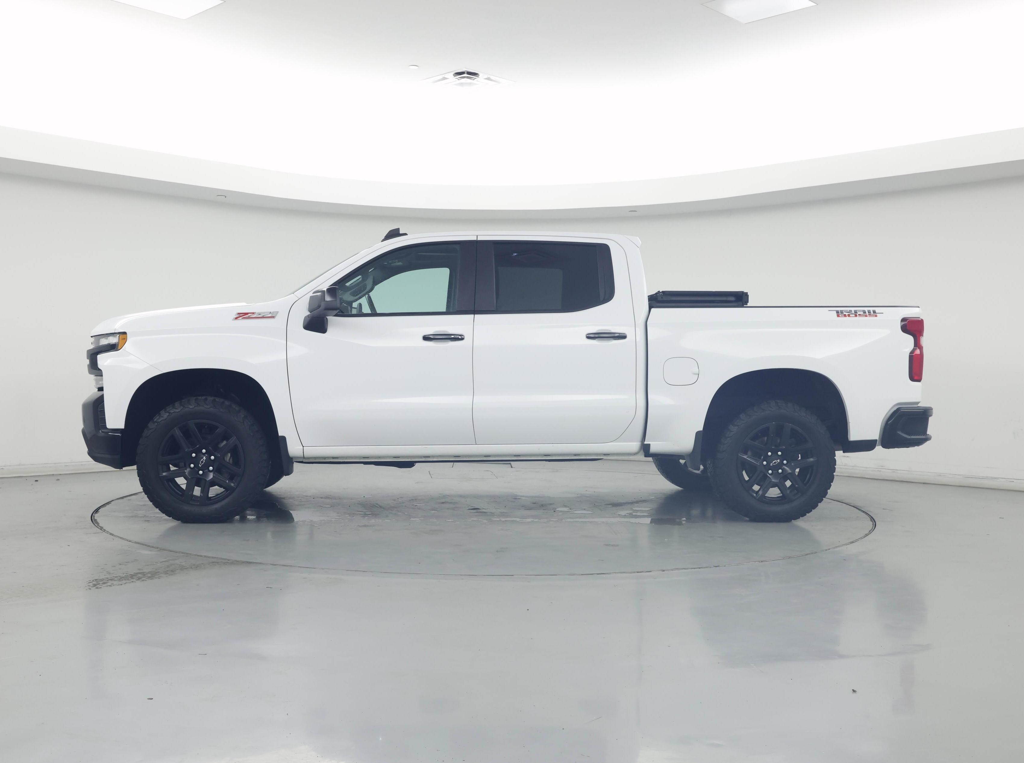 Thumbnail: 2021 Chevrolet Silverado 1500 - 3