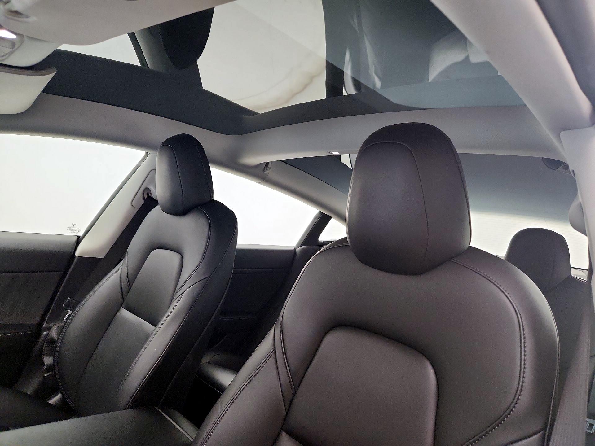 Thumbnail: 2021 Tesla Model 3 - 18