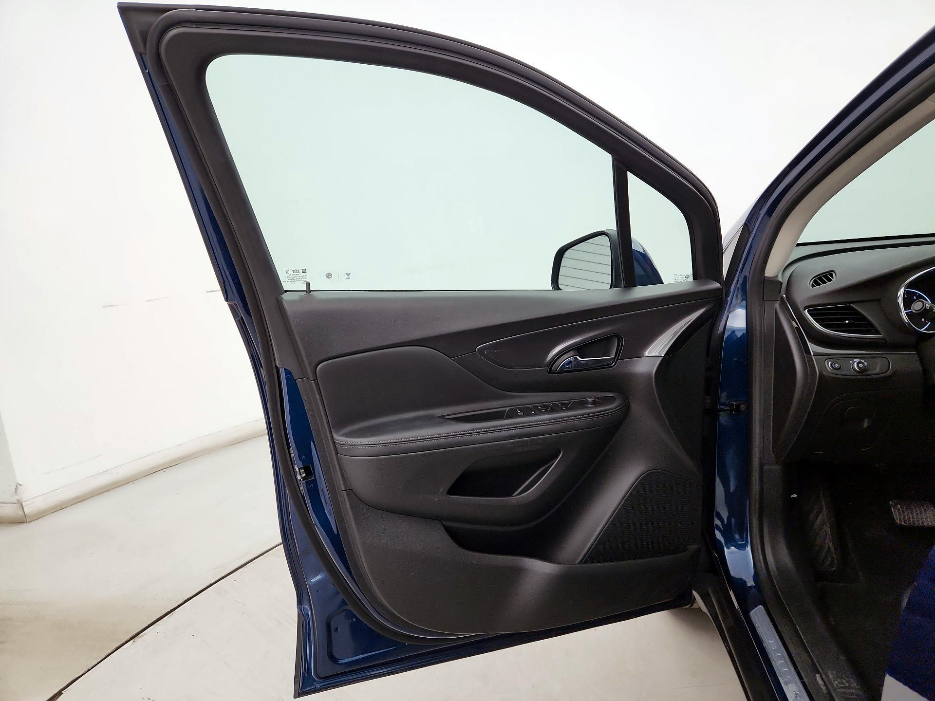 Thumbnail: 2020 Buick Encore - 12