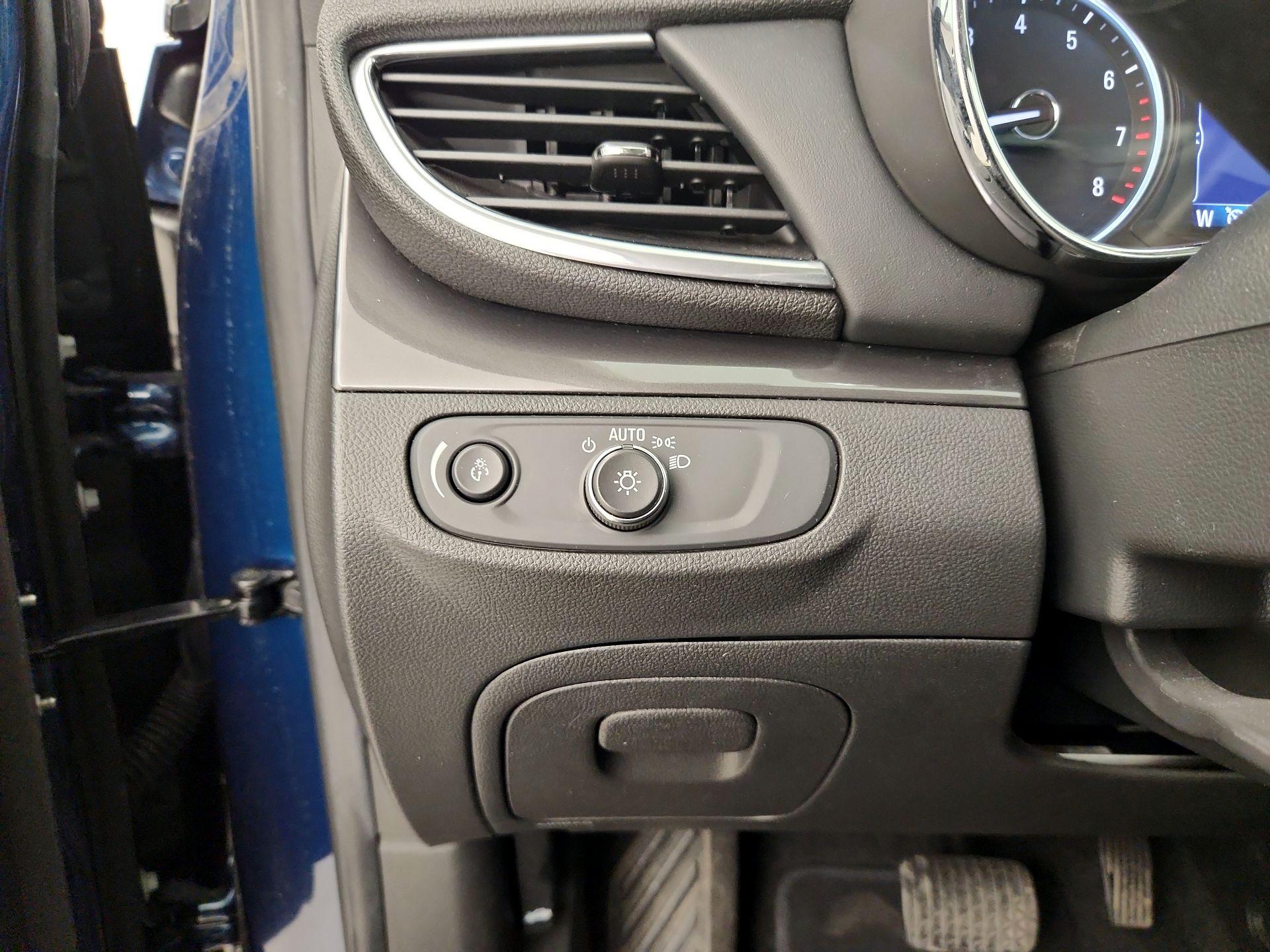 Thumbnail: 2020 Buick Encore - 13