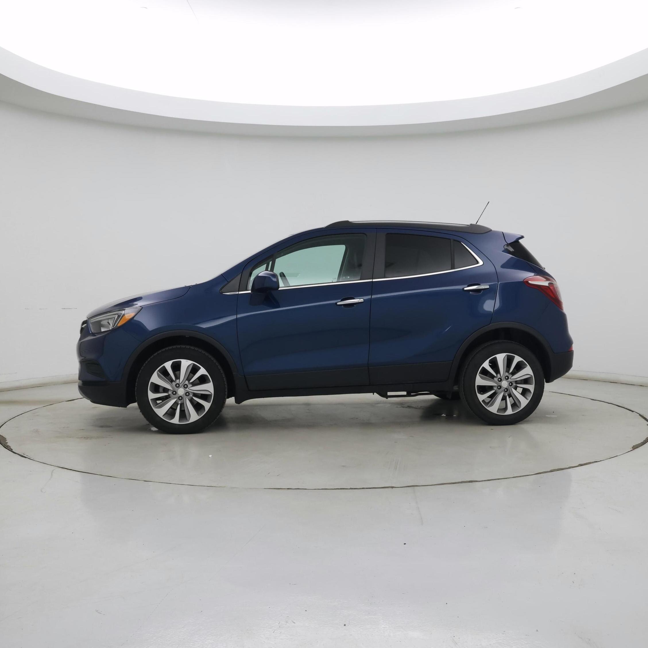 Thumbnail: 2020 Buick Encore - 3