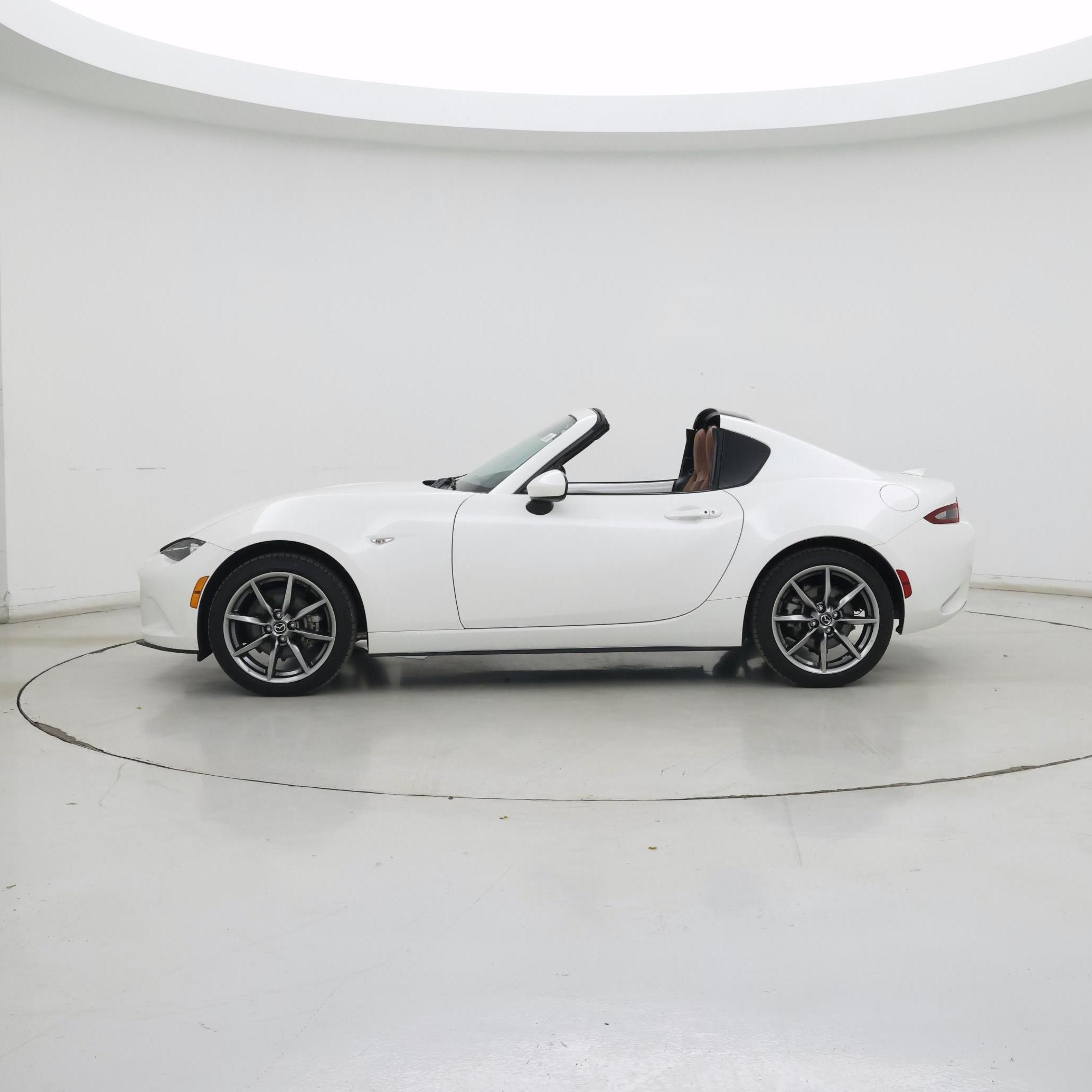 Thumbnail: 2023 Mazda MX-5 Miata - 3