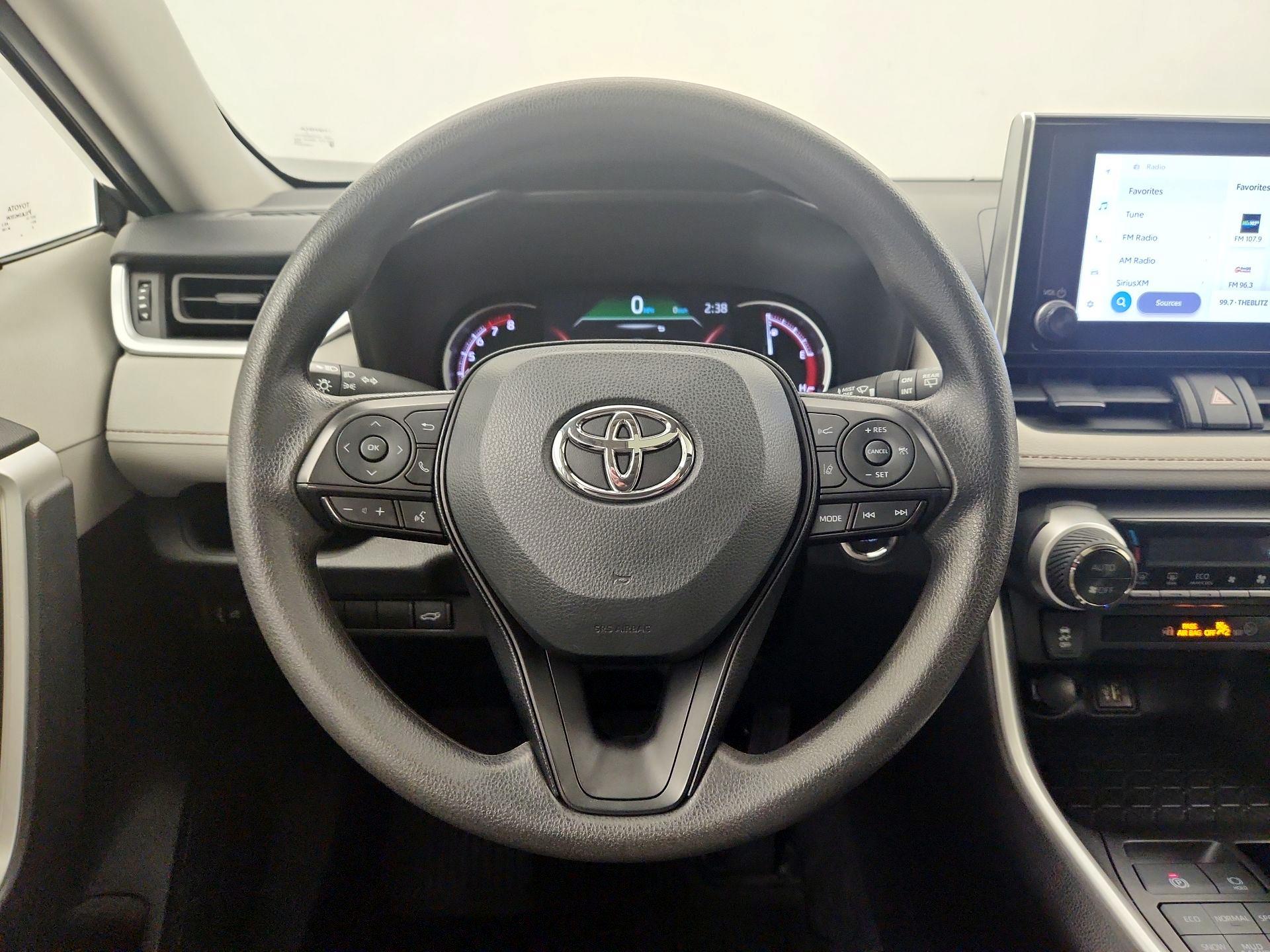 Thumbnail: 2024 Toyota RAV4 - 10