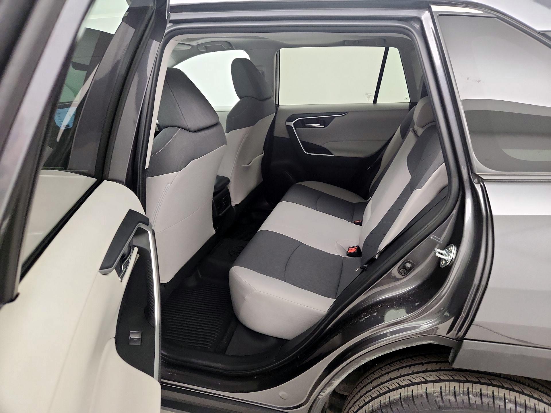 Thumbnail: 2024 Toyota RAV4 - 20