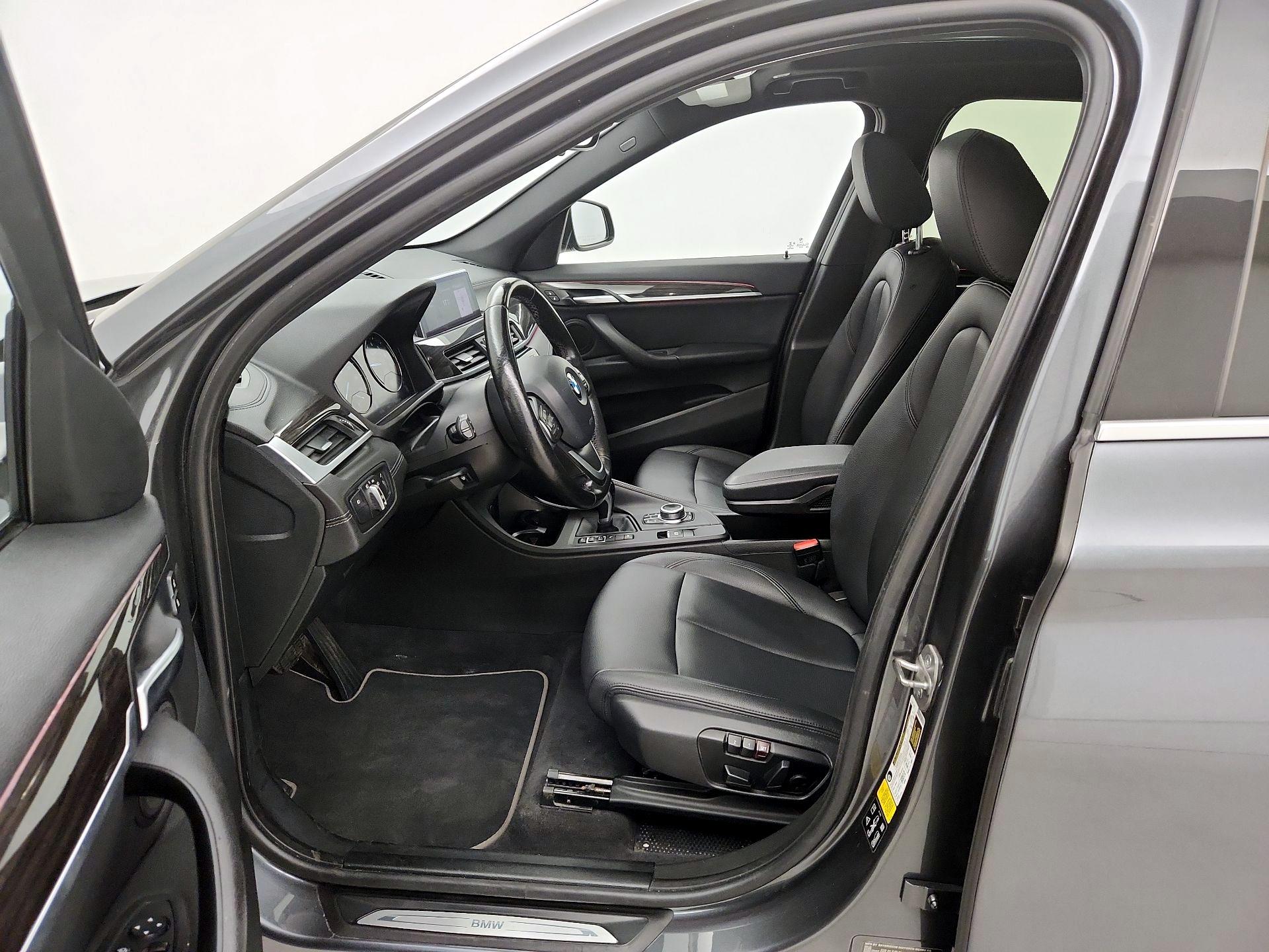 Thumbnail: 2020 BMW X1 - 11