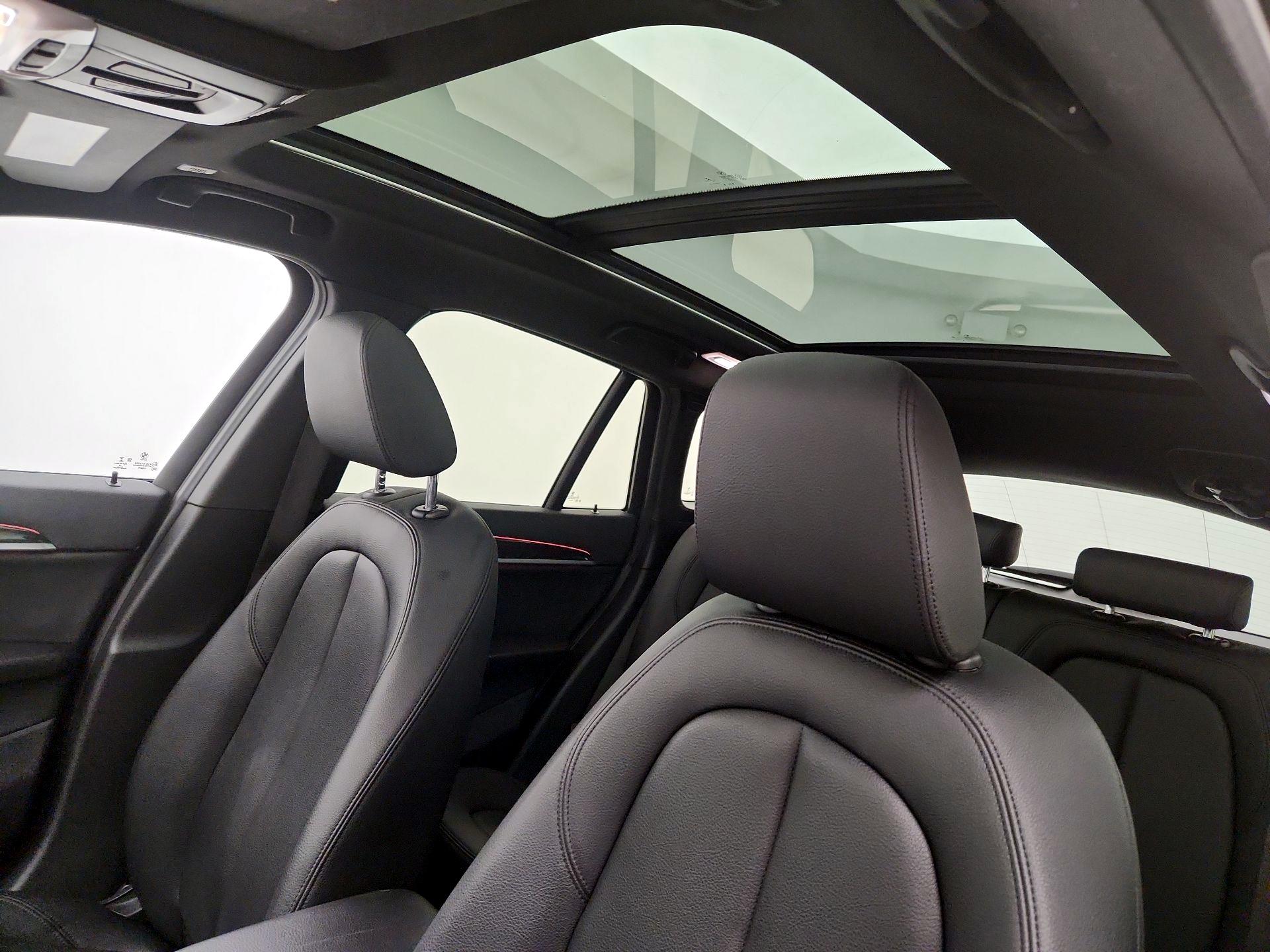 Thumbnail: 2020 BMW X1 - 20