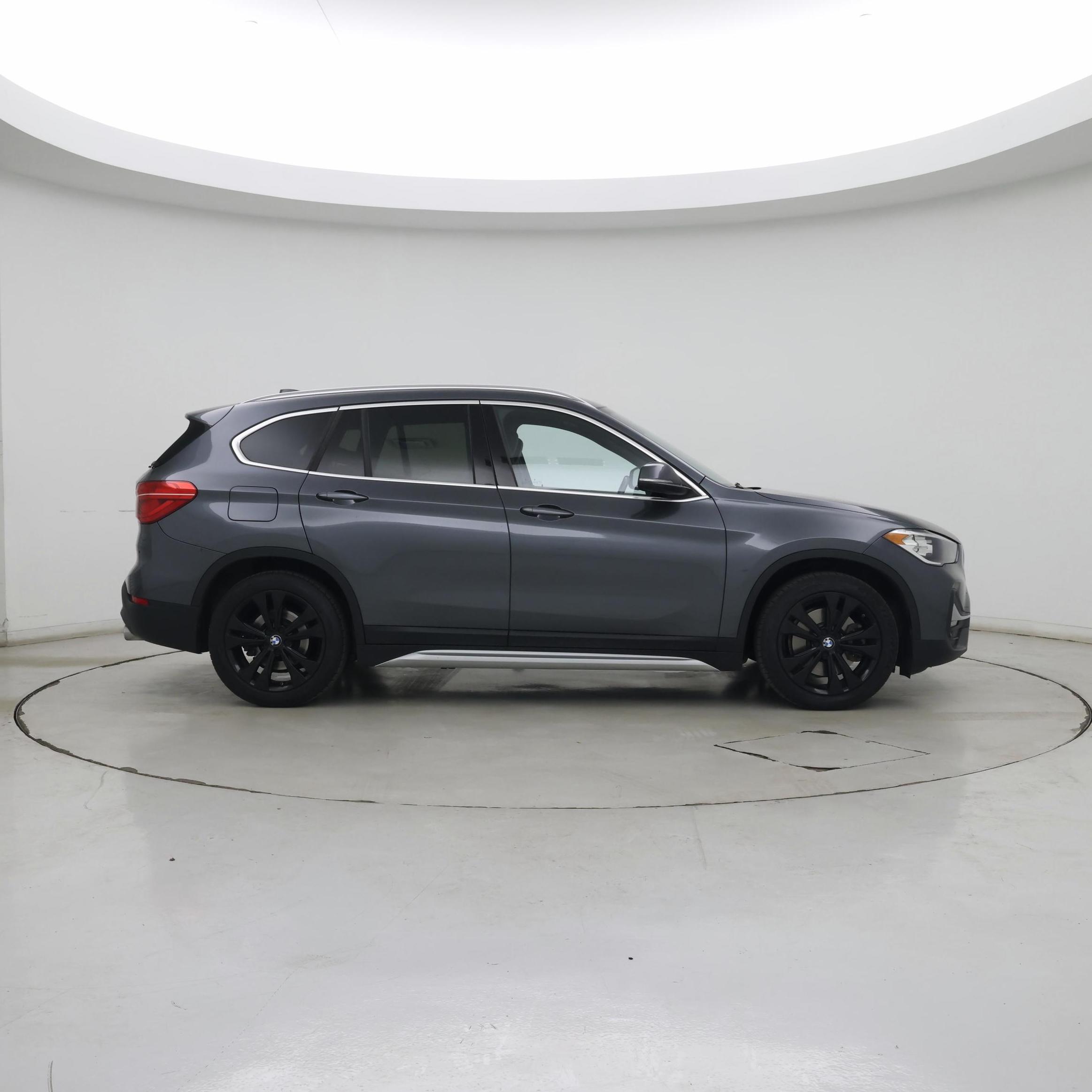 Thumbnail: 2020 BMW X1 - 7