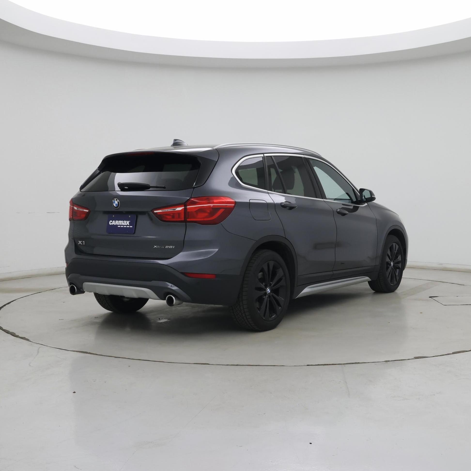 Thumbnail: 2020 BMW X1 - 8