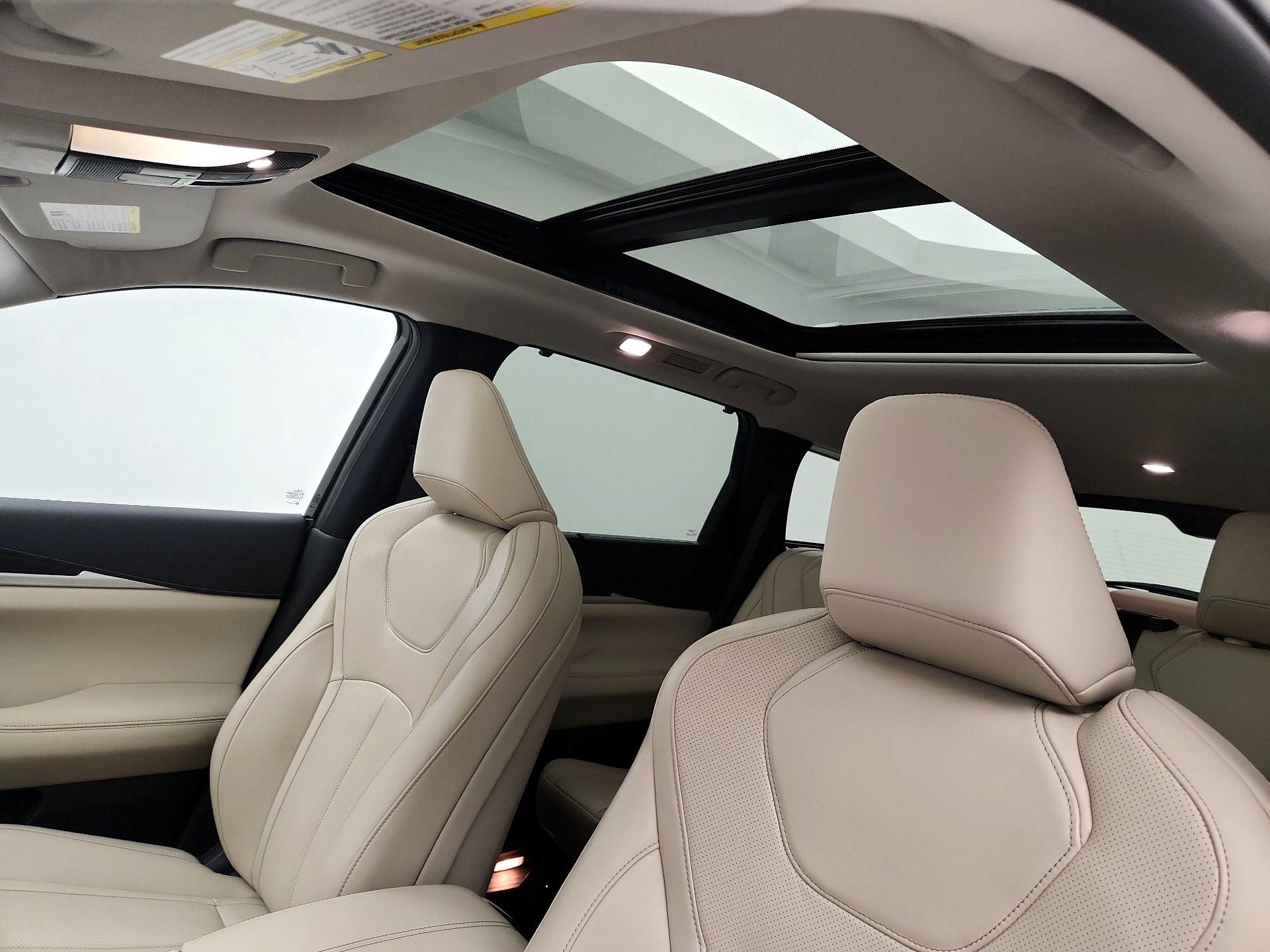 Thumbnail: 2023 INFINITI QX60 - 20