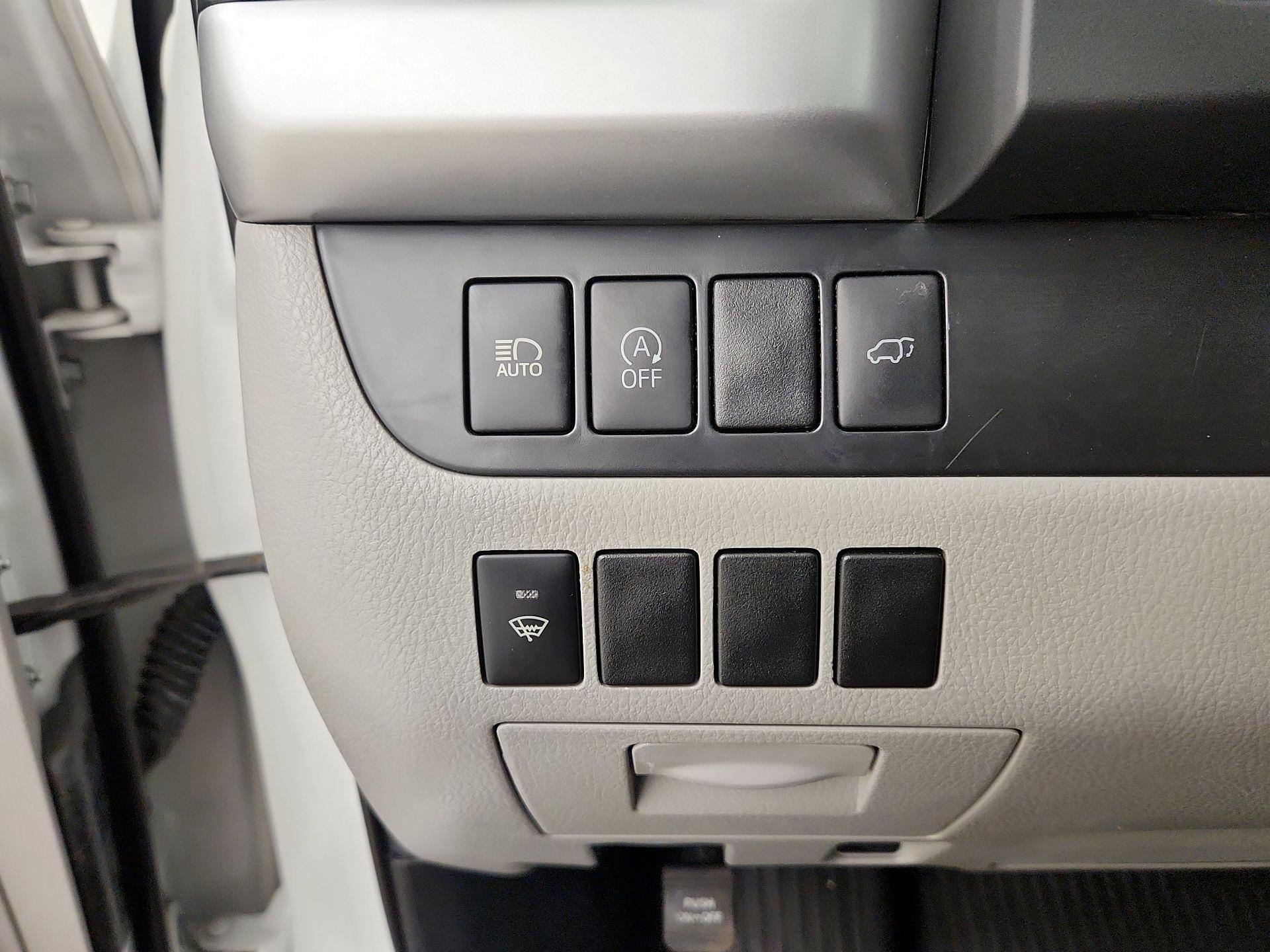 Thumbnail: 2019 Toyota Highlander - 13