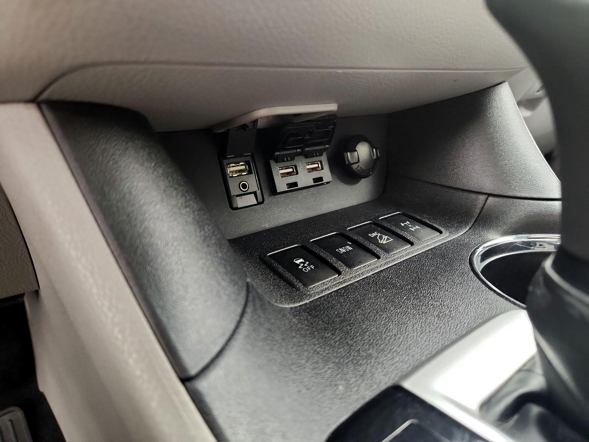 Thumbnail: 2019 Toyota Highlander - 19