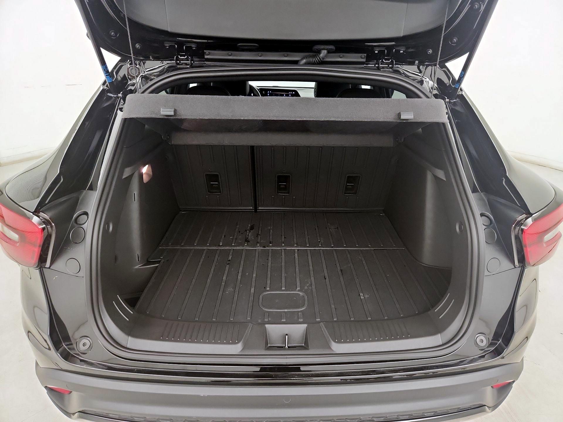 Thumbnail: 2025 Chevrolet Trax - 20