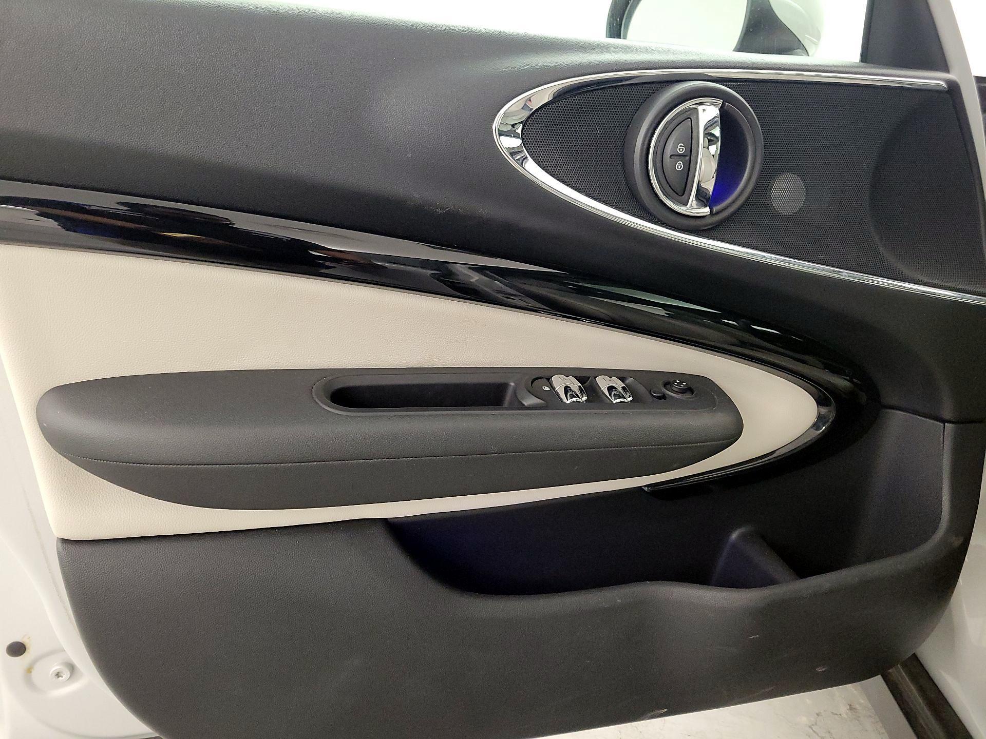 Thumbnail: 2018 MINI Cooper Clubman - 12