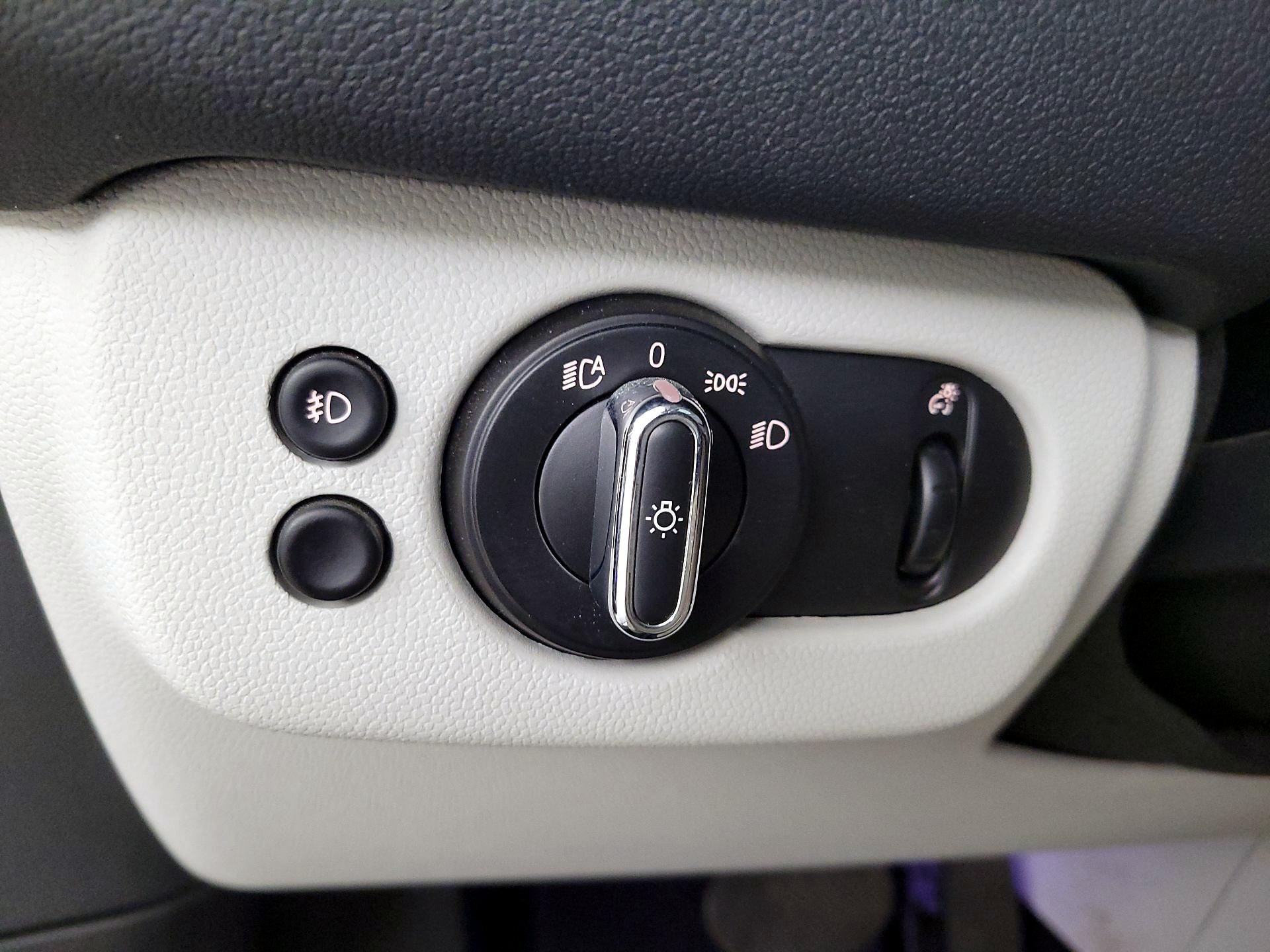 Thumbnail: 2018 MINI Cooper Clubman - 13