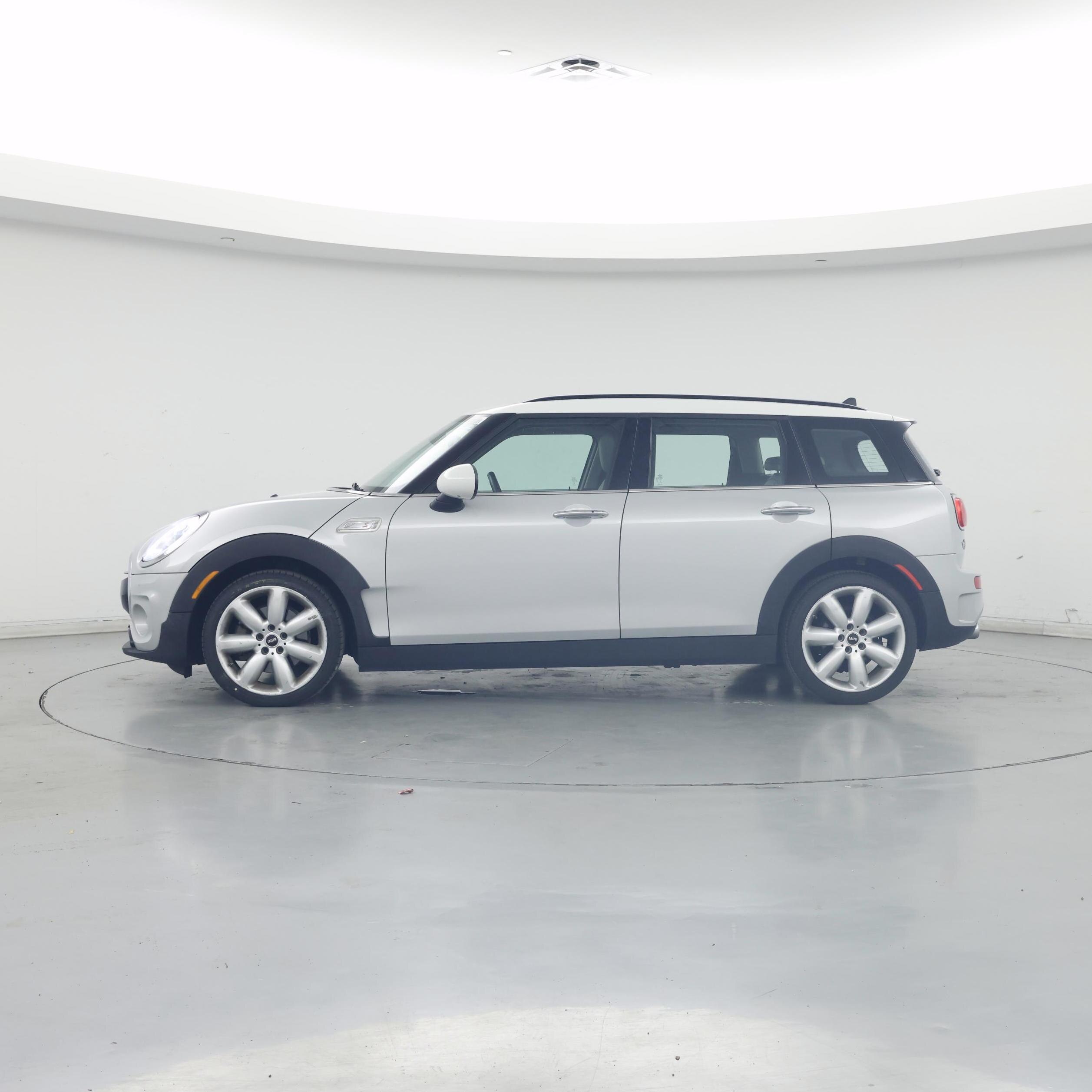 Thumbnail: 2018 MINI Cooper Clubman - 3
