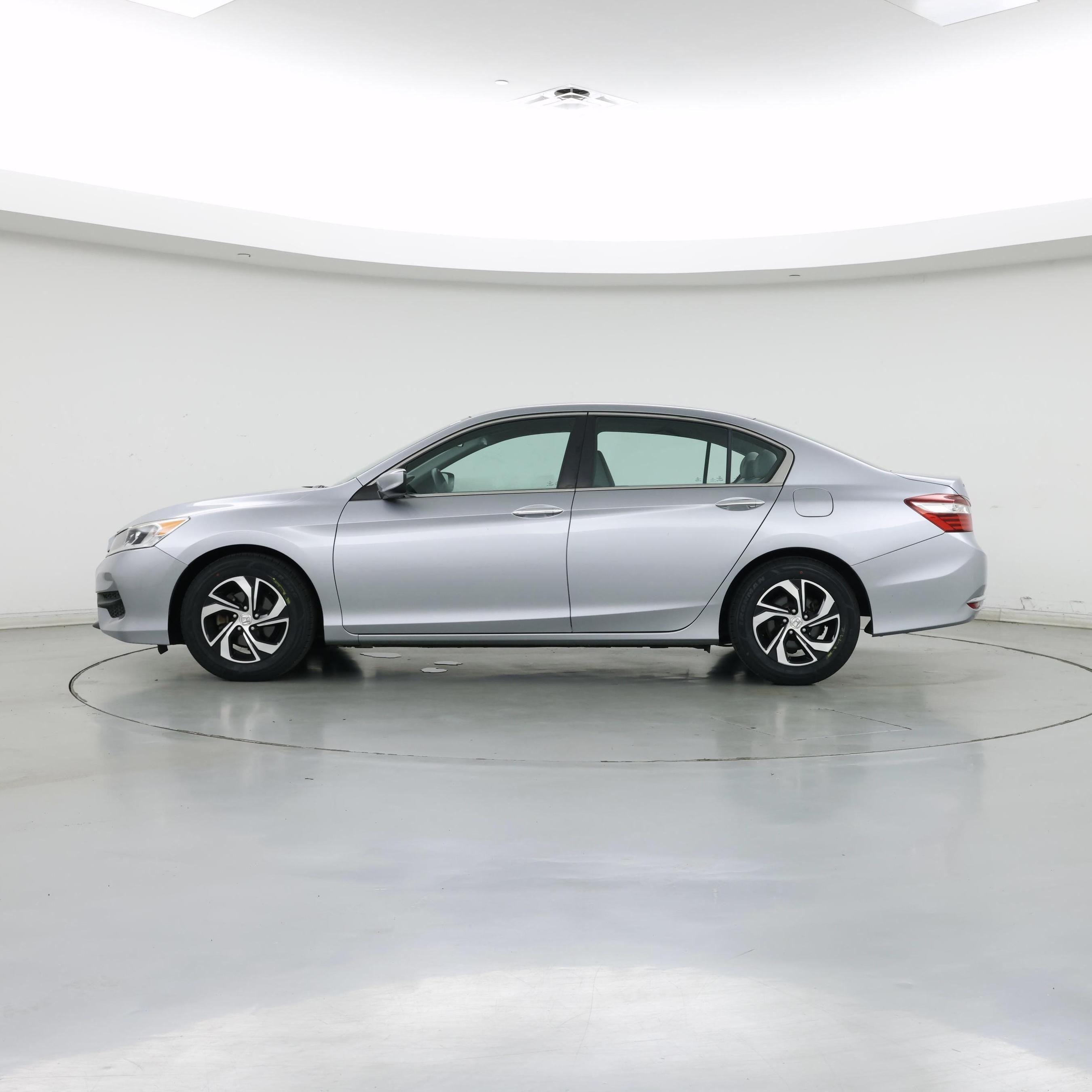 Thumbnail: 2016 Honda Accord - 3