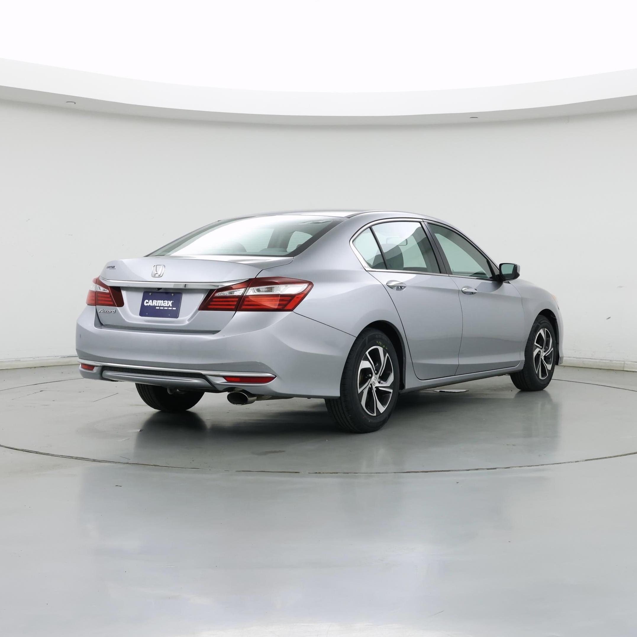 Thumbnail: 2016 Honda Accord - 8