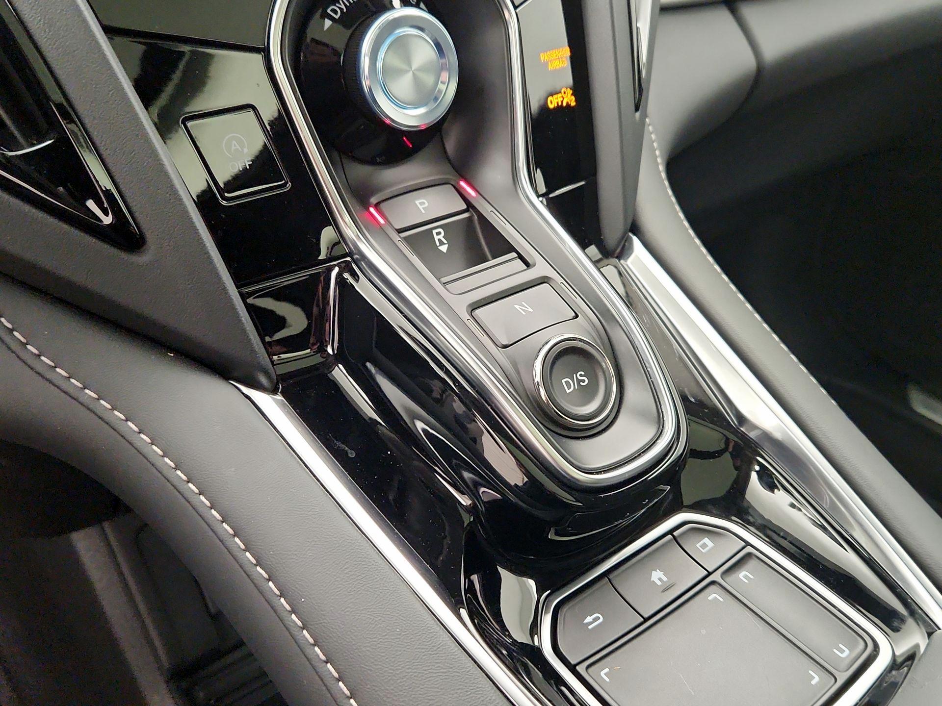 Thumbnail: 2024 Acura RDX - 18