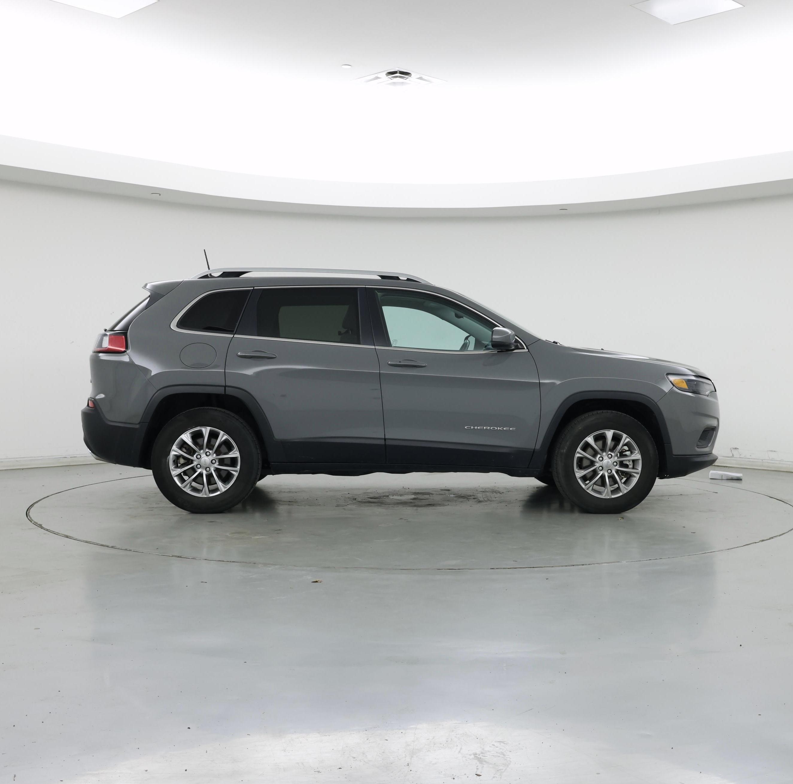 Thumbnail: 2021 Jeep Cherokee - 7