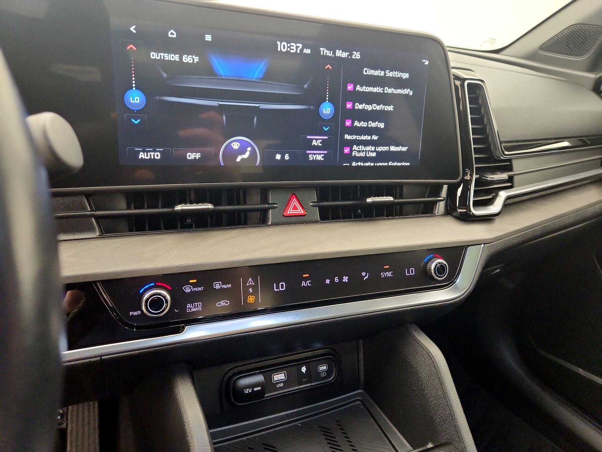 Thumbnail: 2023 Kia Sportage - 17