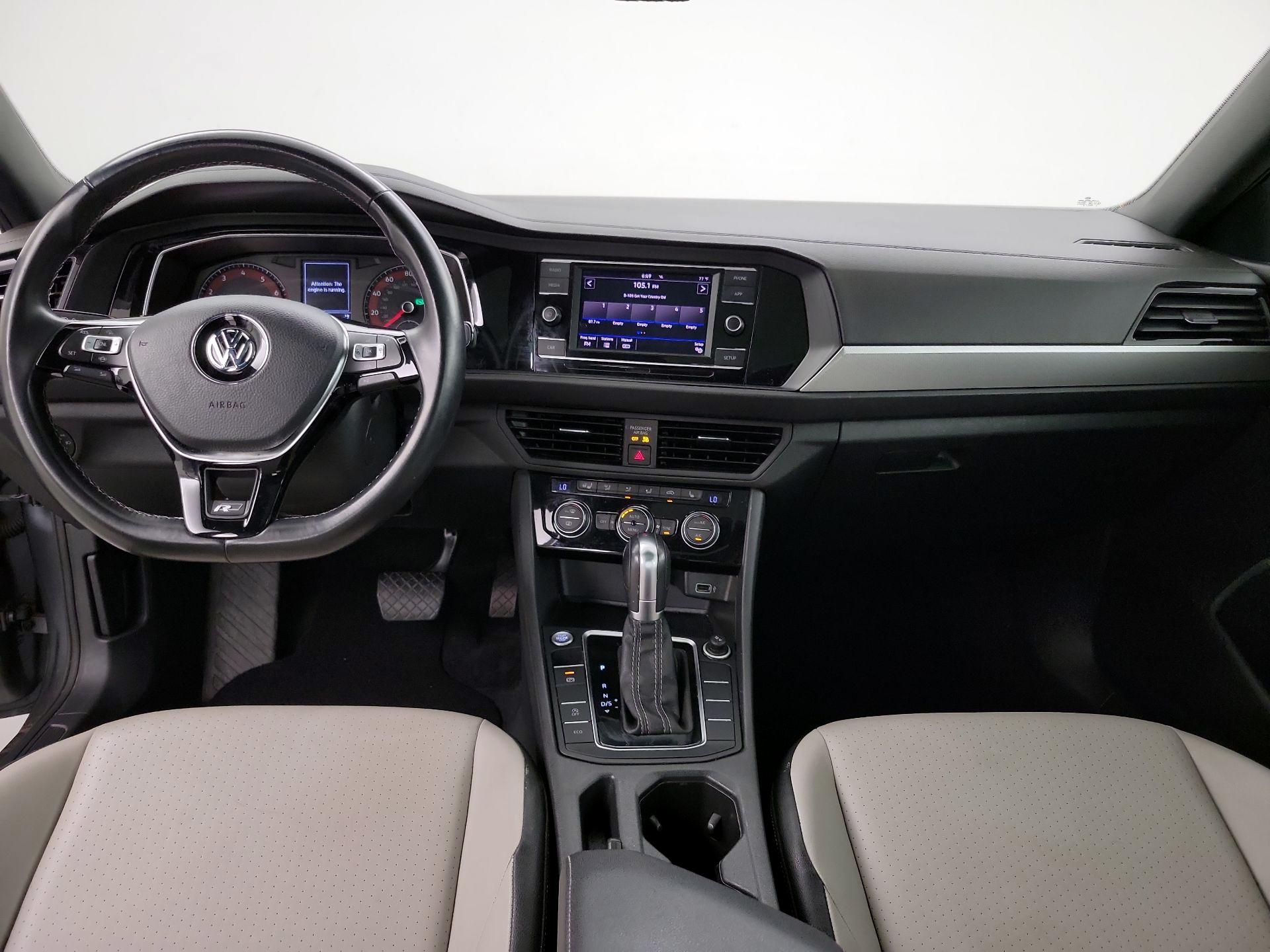 Thumbnail: 2019 Volkswagen Jetta - 9