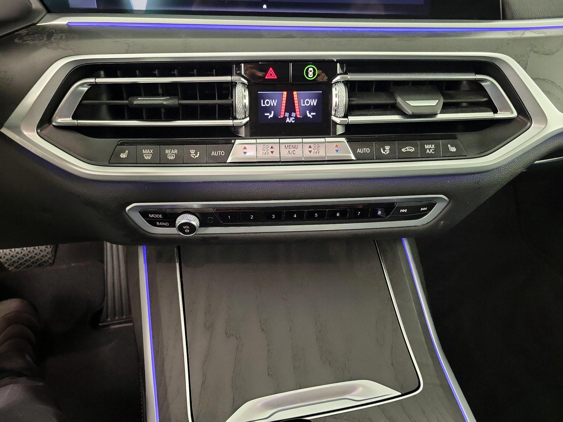 Thumbnail: 2019 BMW X7 - 17