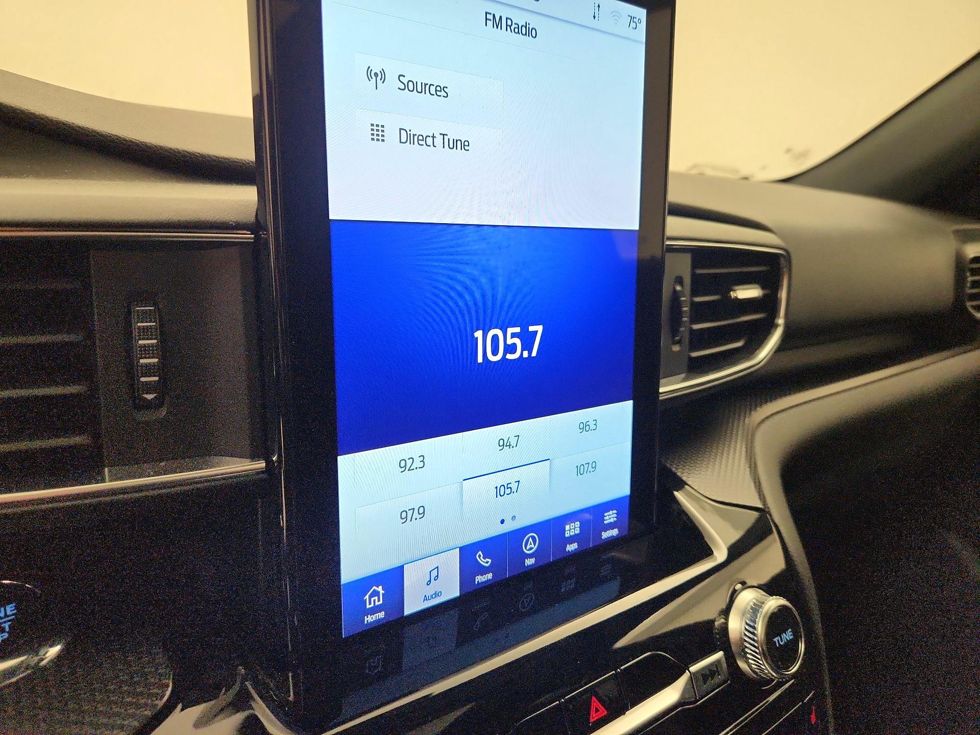 Thumbnail: 2023 Ford Explorer - 16