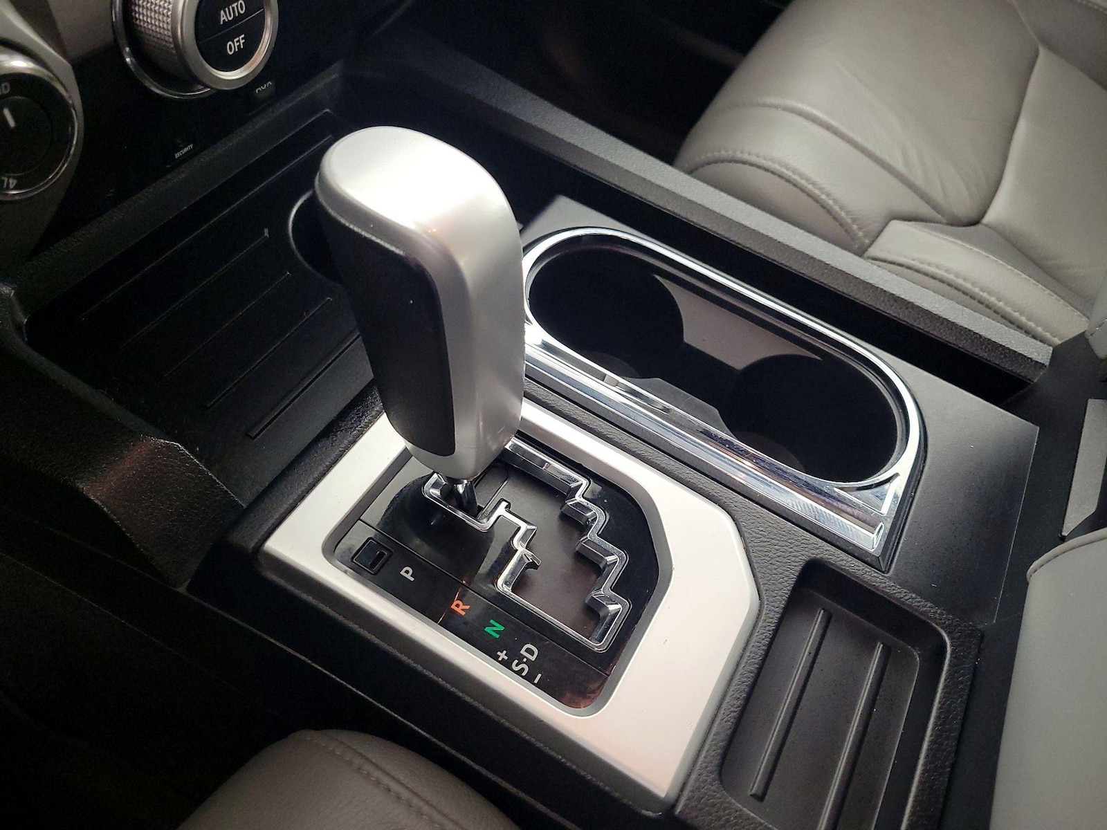 2018 Toyota Tundra Limited - Photo 19