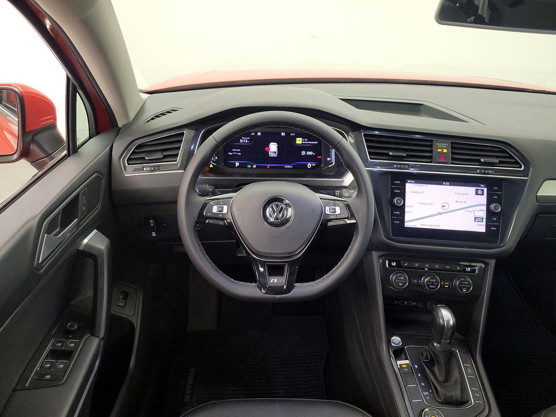 Thumbnail: 2019 Volkswagen Tiguan - 10