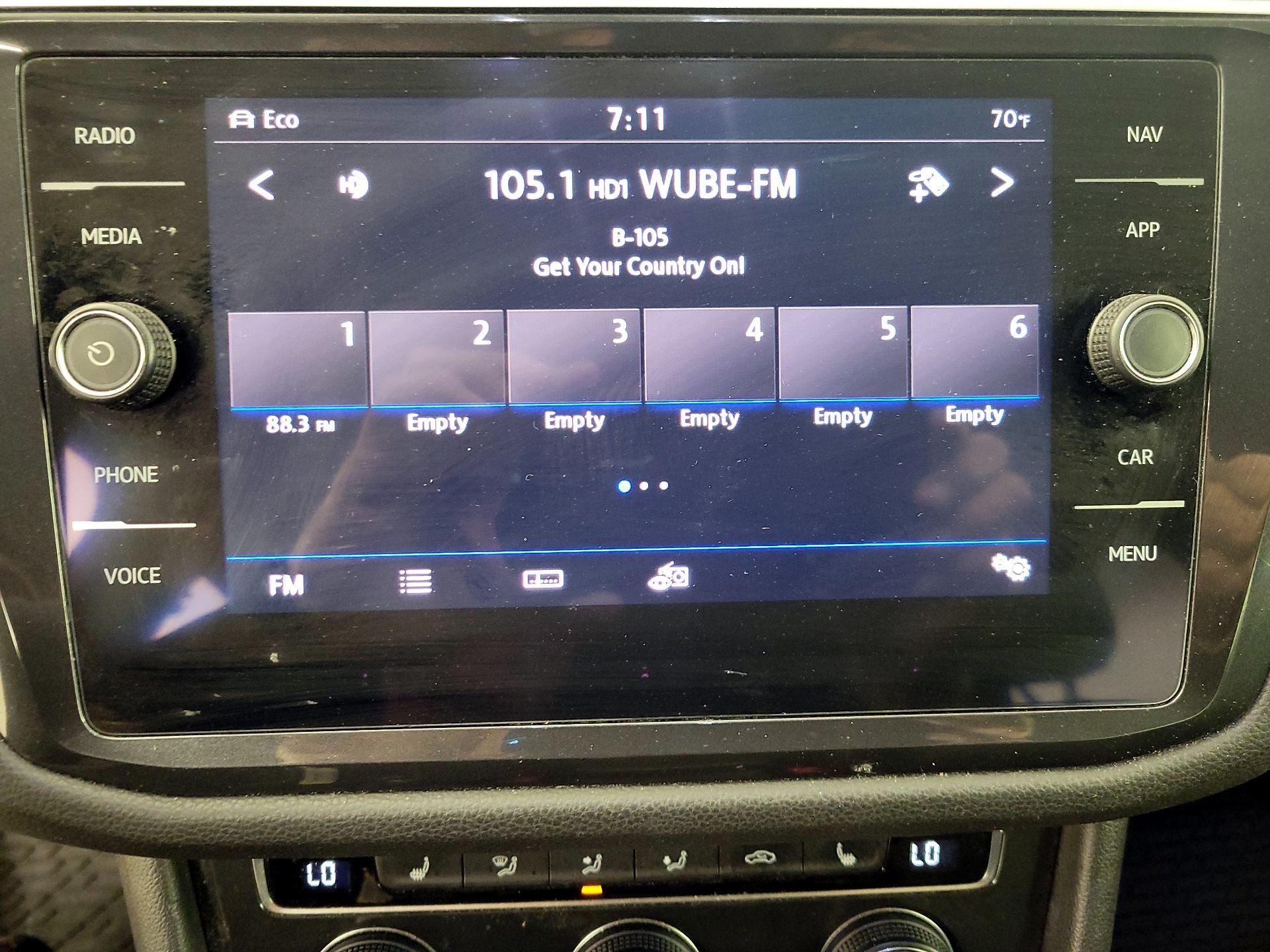 Thumbnail: 2019 Volkswagen Tiguan - 16