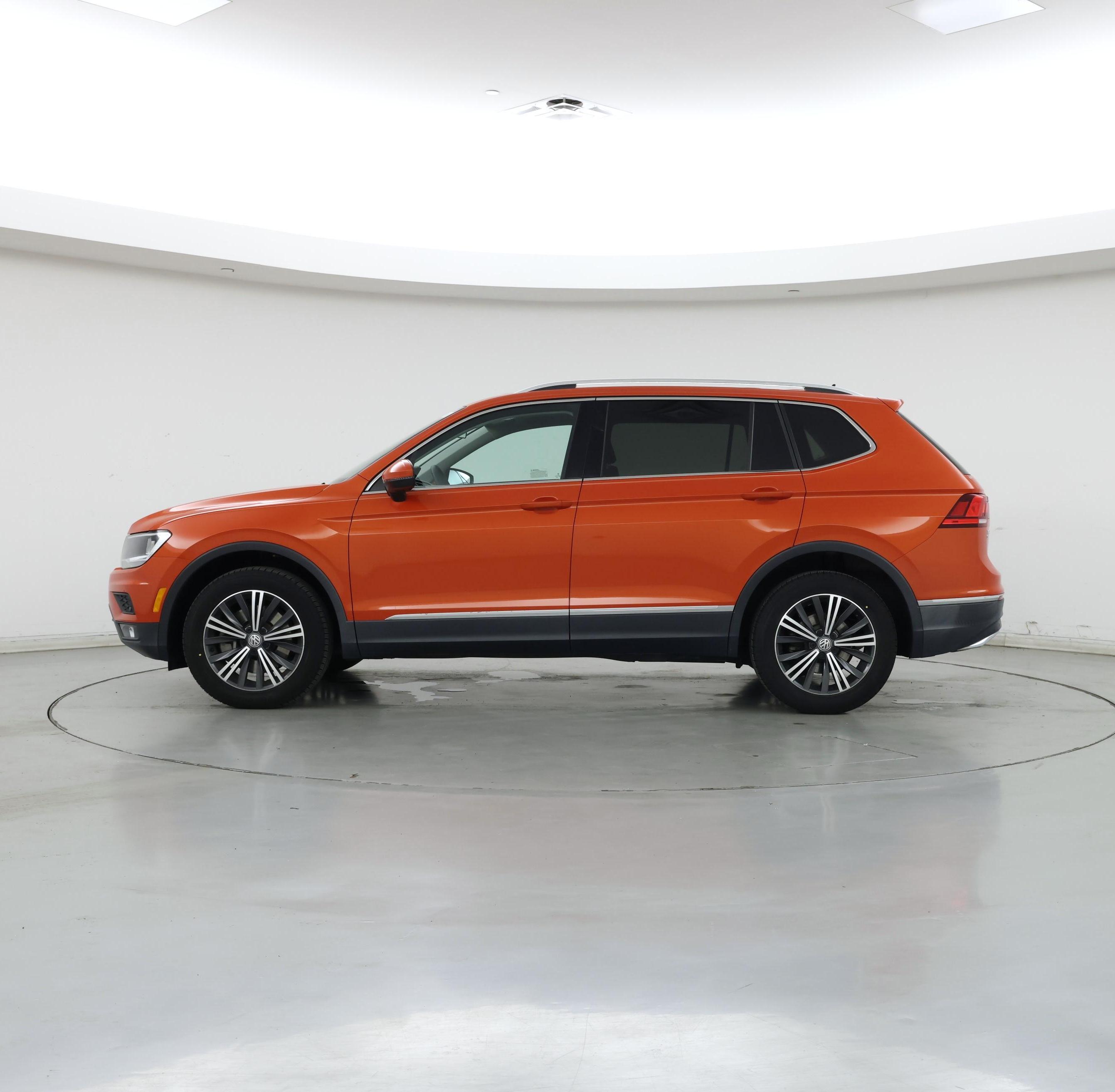 Thumbnail: 2019 Volkswagen Tiguan - 3