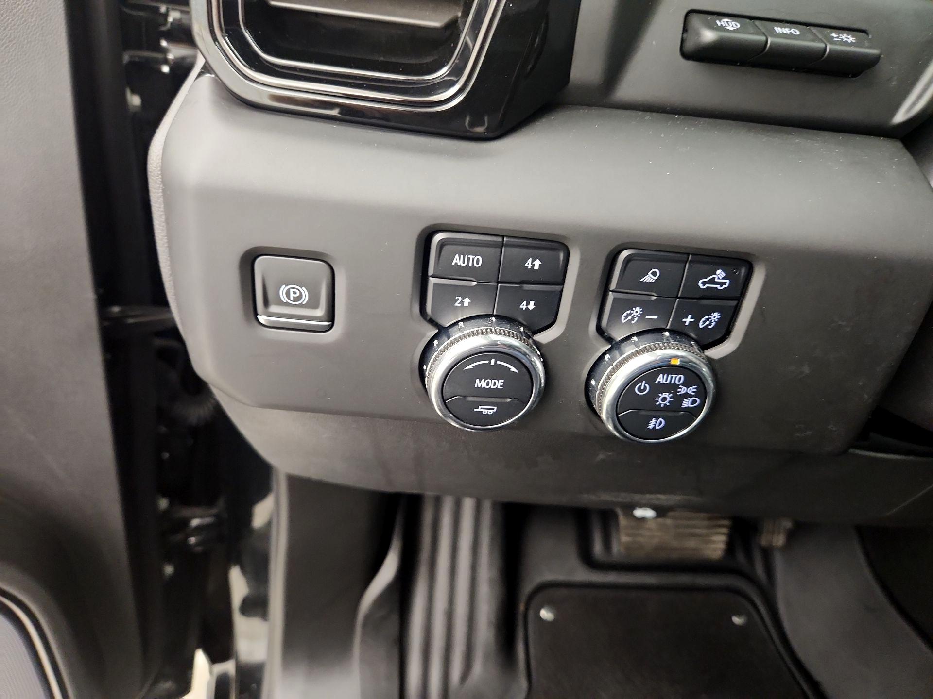 Thumbnail: 2024 GMC Sierra 1500 - 13