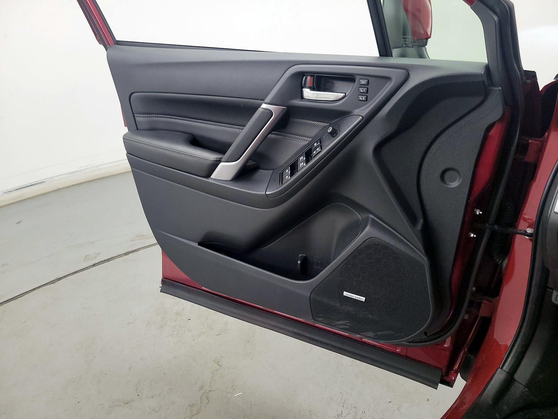 Thumbnail: 2017 Subaru Forester - 12