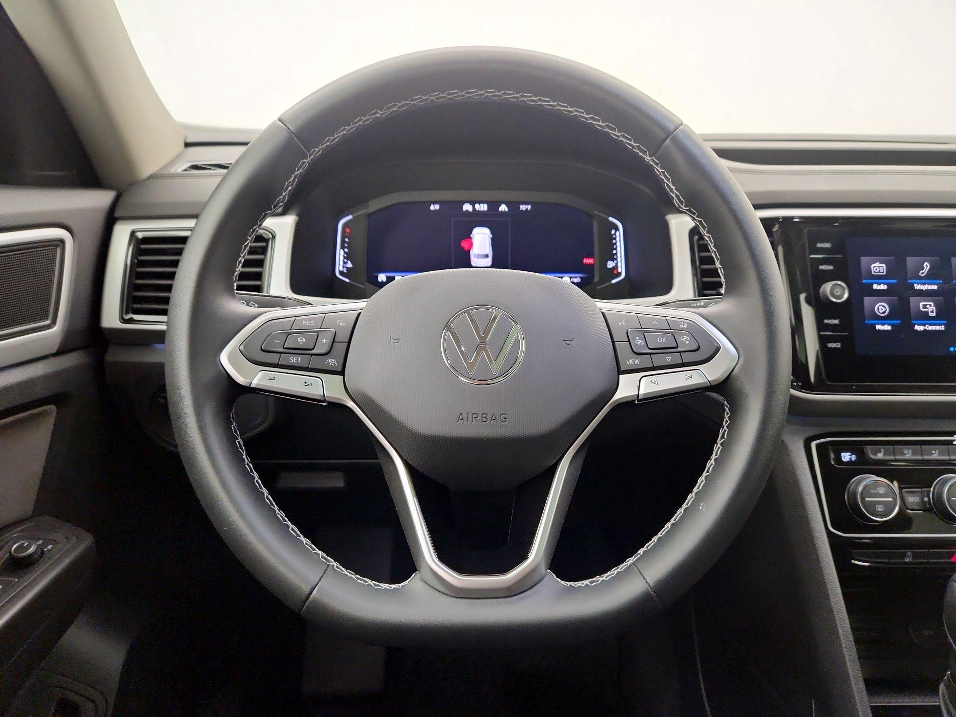 Thumbnail: 2022 Volkswagen Atlas - 10
