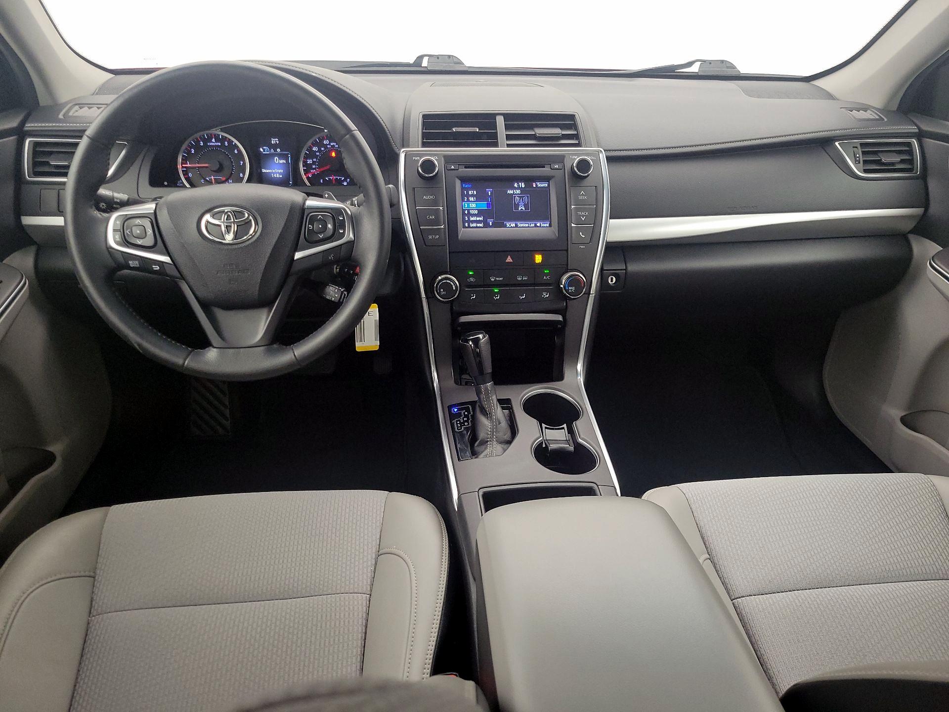 Thumbnail: 2016 Toyota Camry - 9