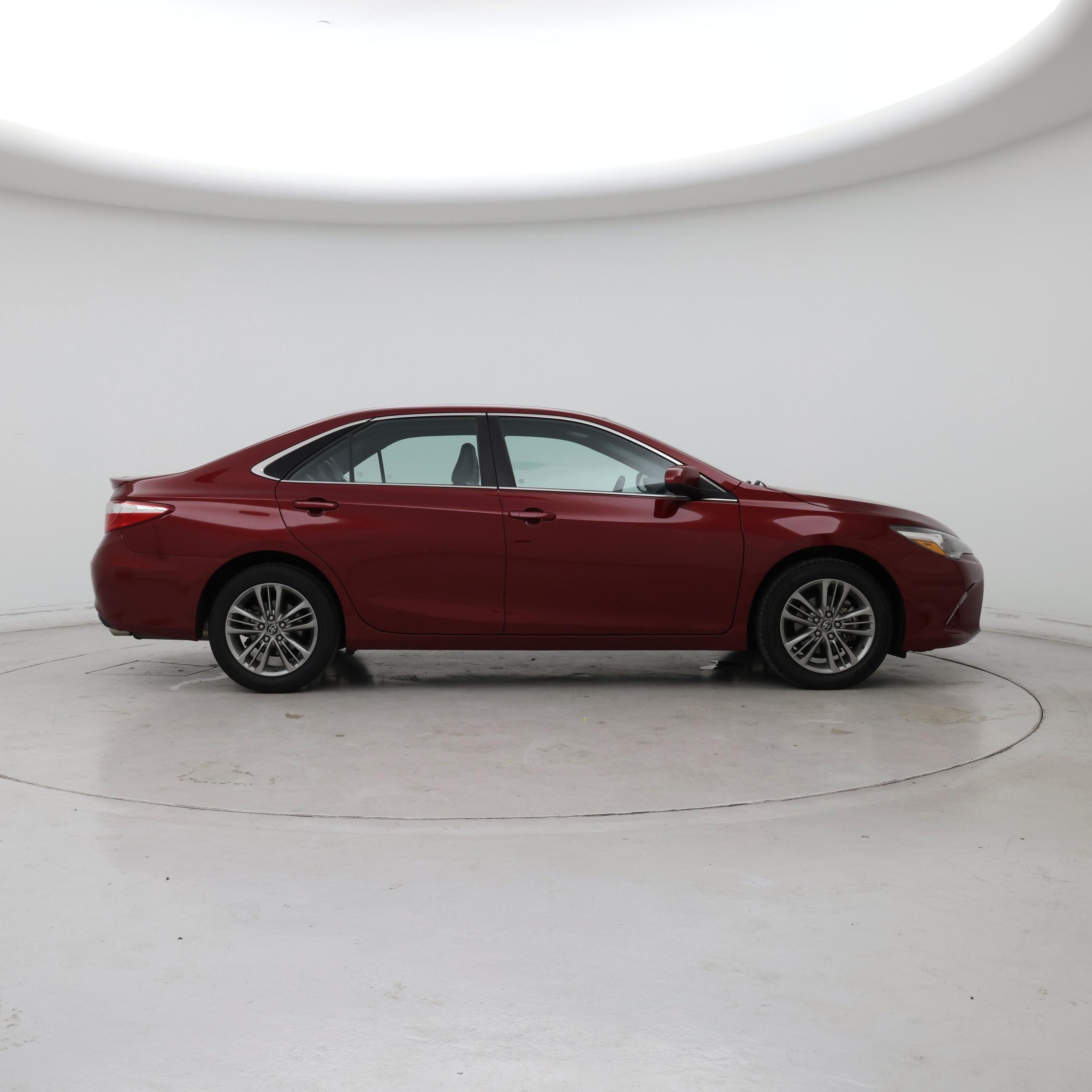 Thumbnail: 2016 Toyota Camry - 7
