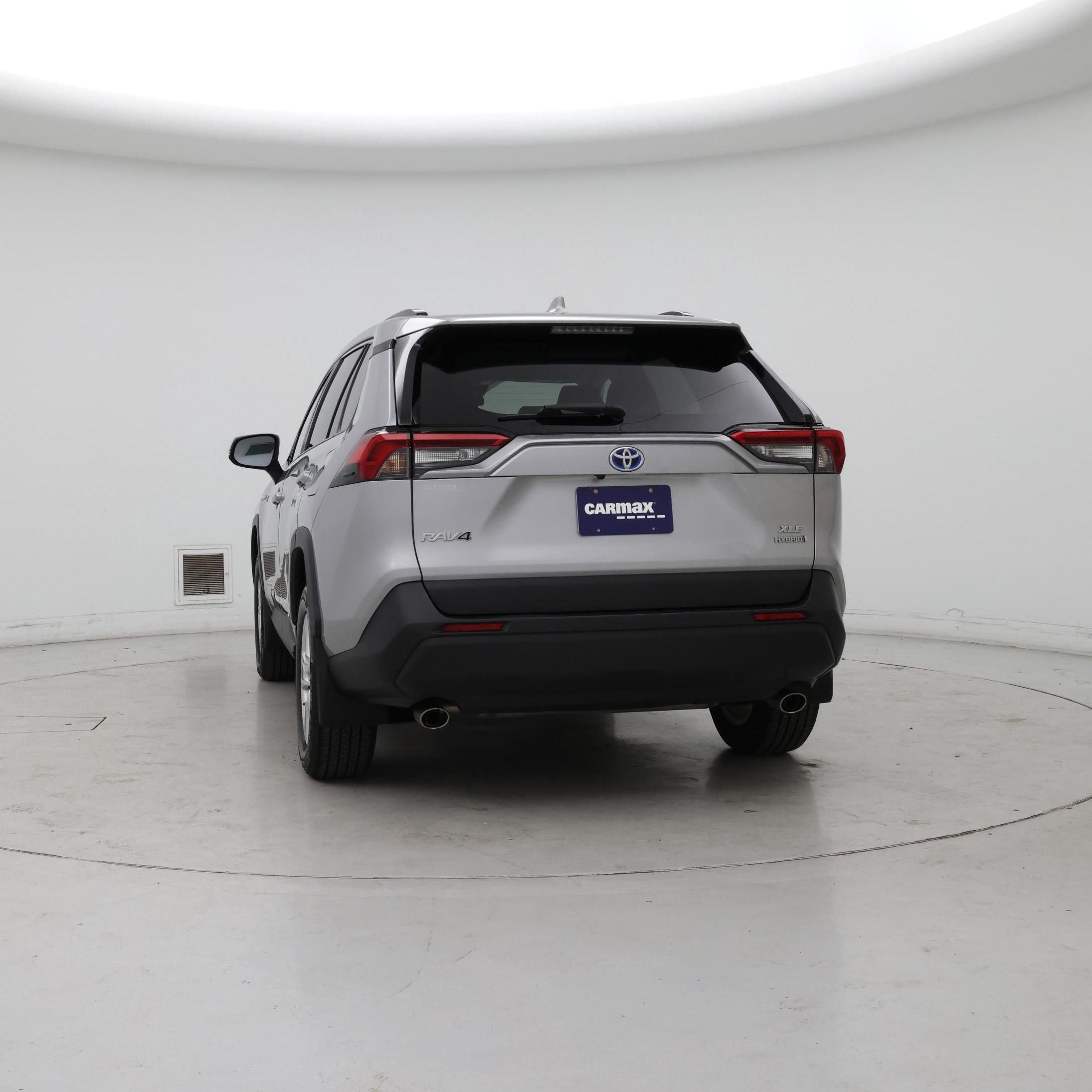 Thumbnail: 2019 Toyota RAV4 - 6