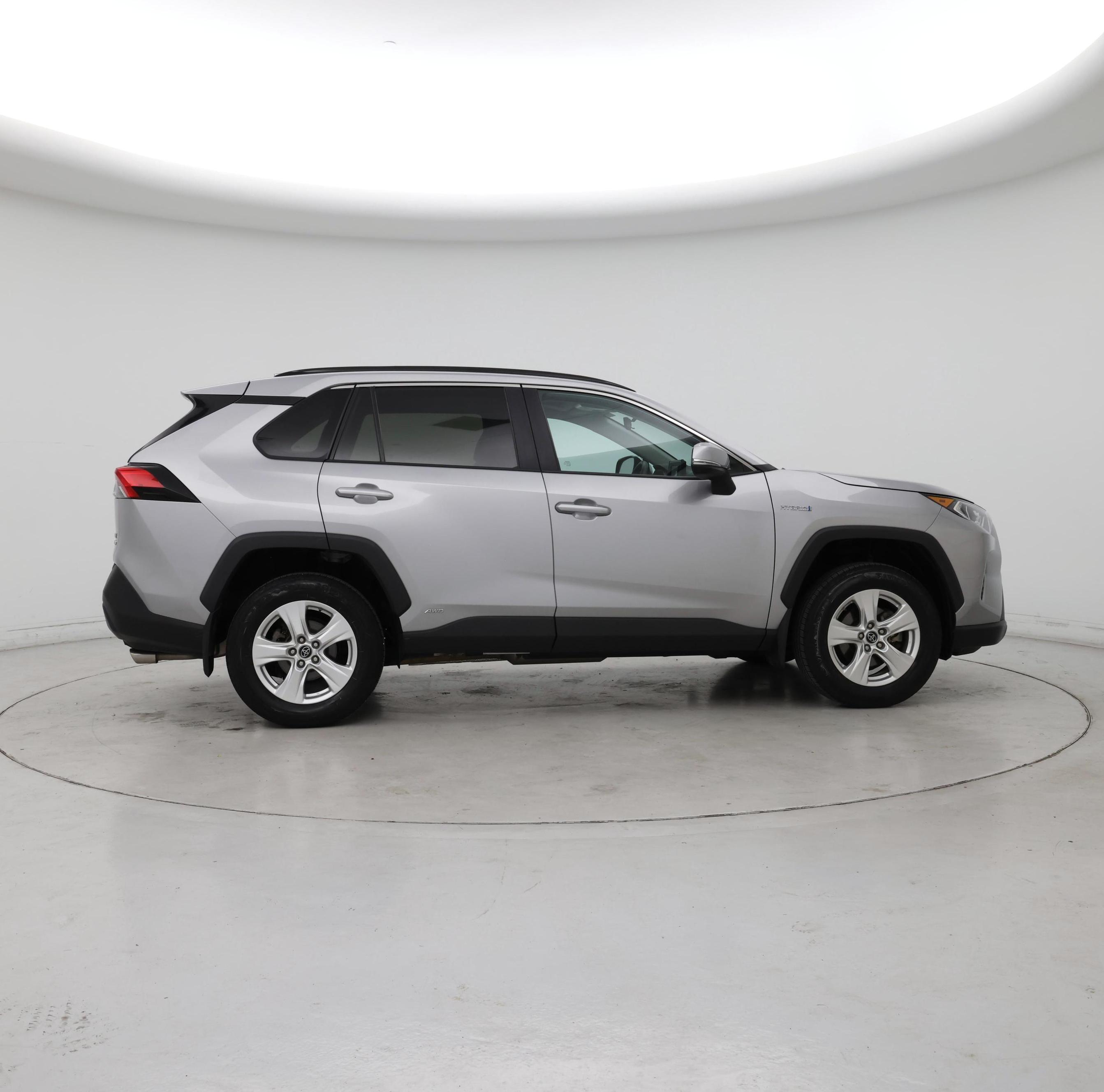 Thumbnail: 2019 Toyota RAV4 - 7