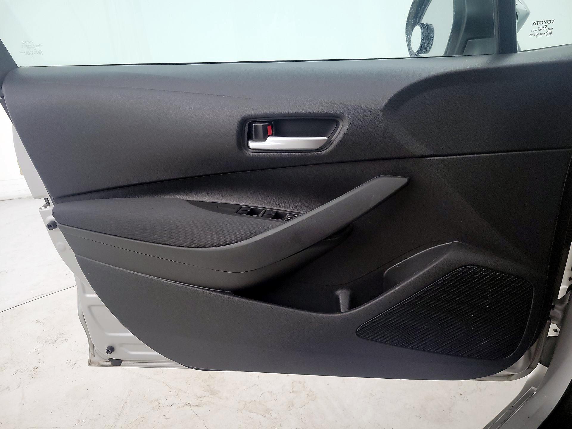 Thumbnail: 2021 Toyota Corolla - 12