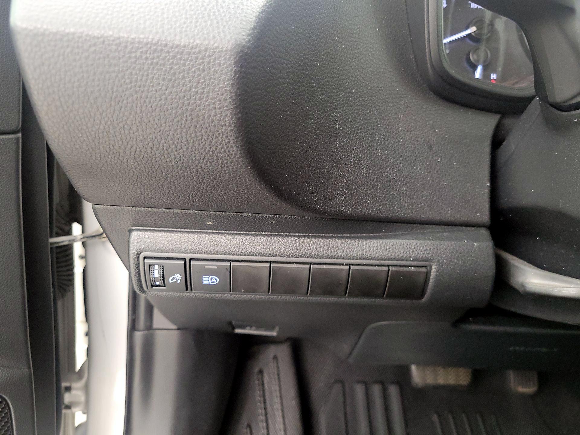 Thumbnail: 2021 Toyota Corolla - 13