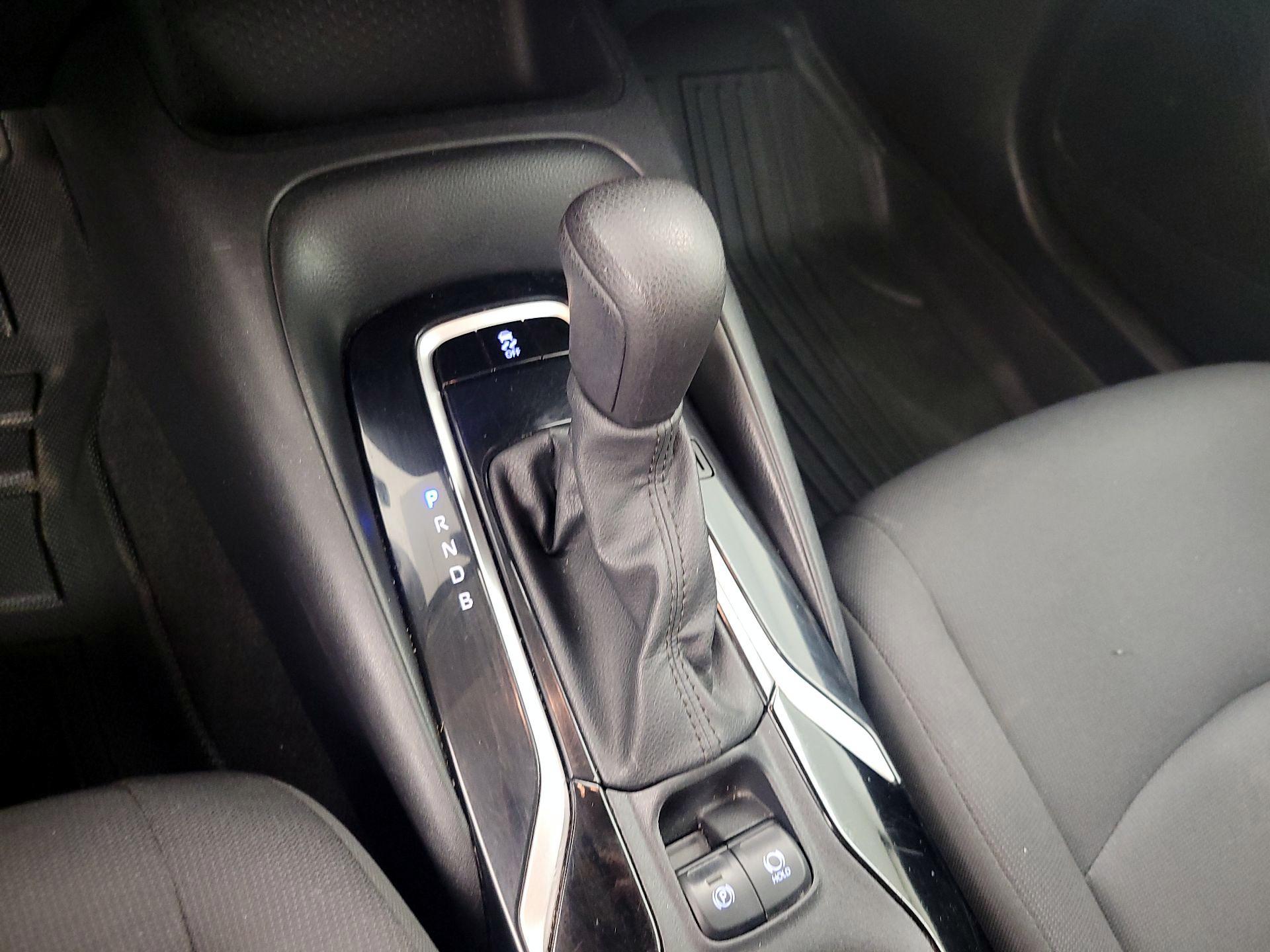 Thumbnail: 2021 Toyota Corolla - 17