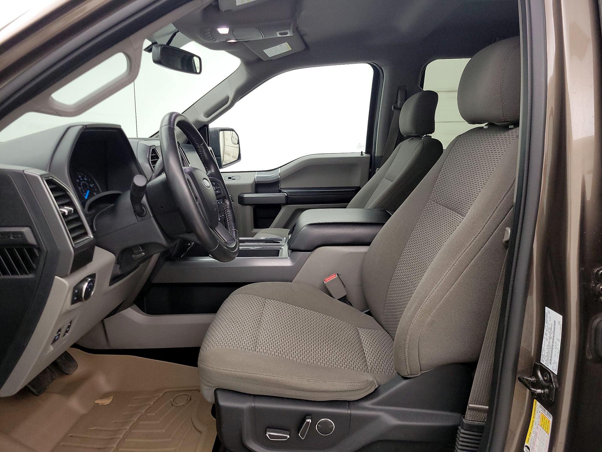 Thumbnail: 2017 Ford F-150 - 11