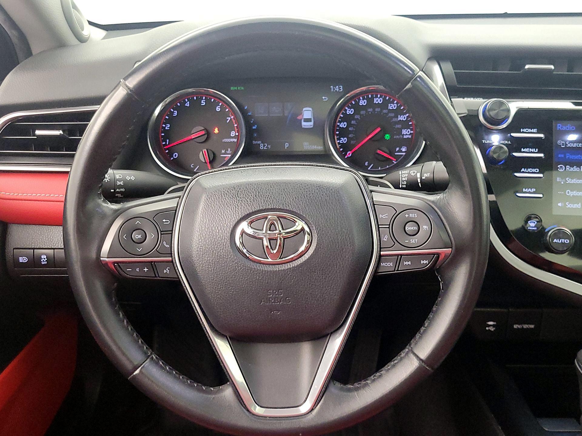 Thumbnail: 2019 Toyota Camry - 10