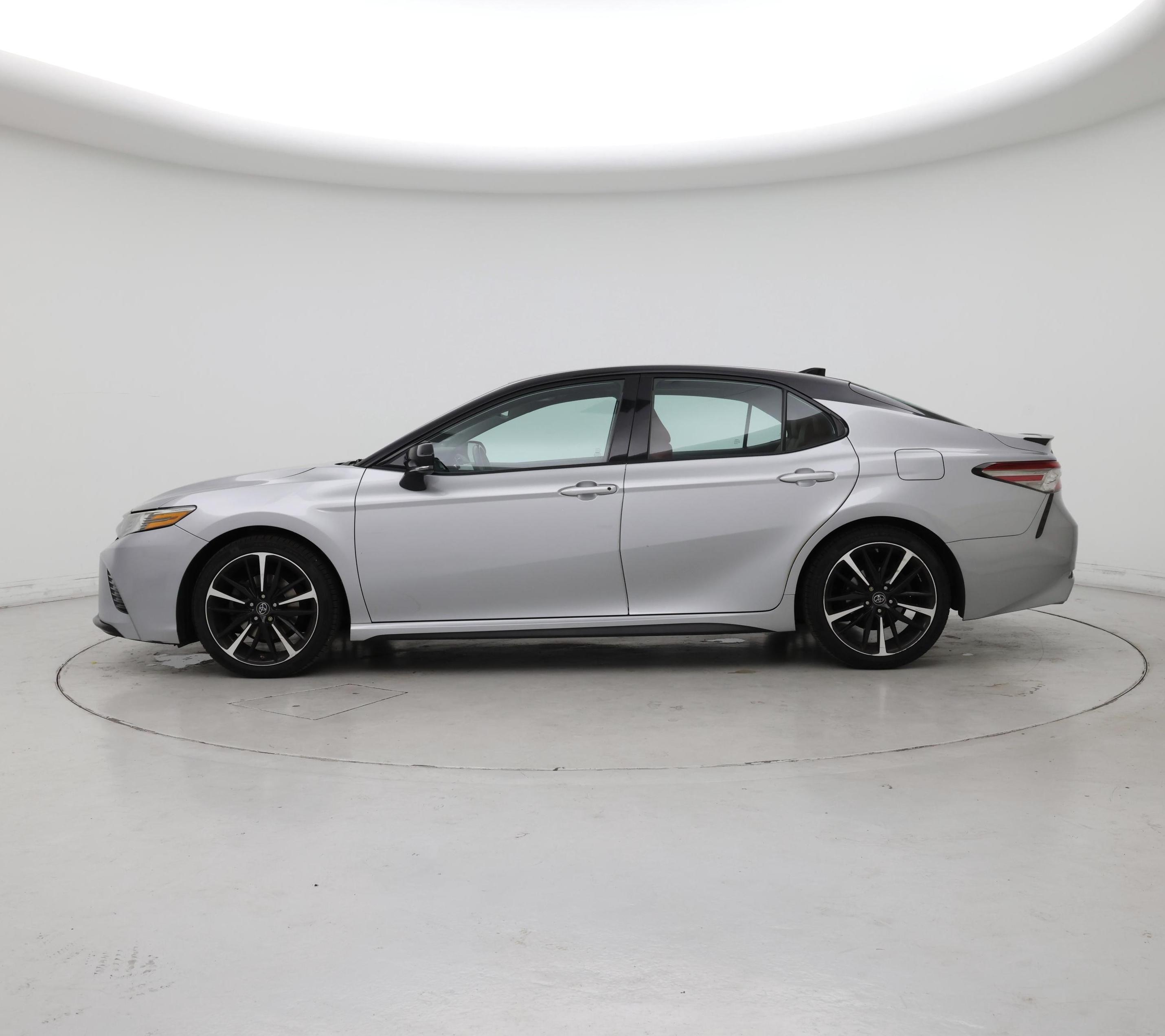 Thumbnail: 2019 Toyota Camry - 3
