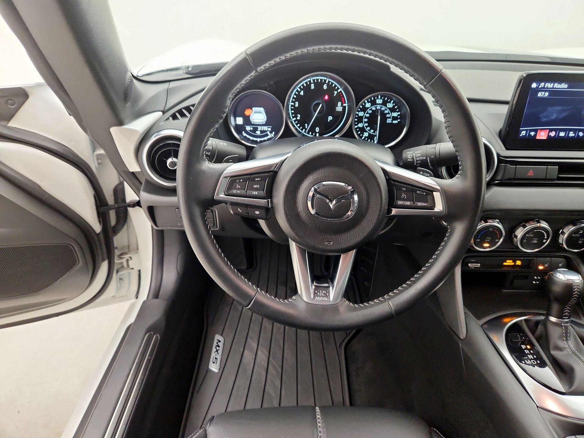 Thumbnail: 2021 Mazda MX-5 Miata - 10