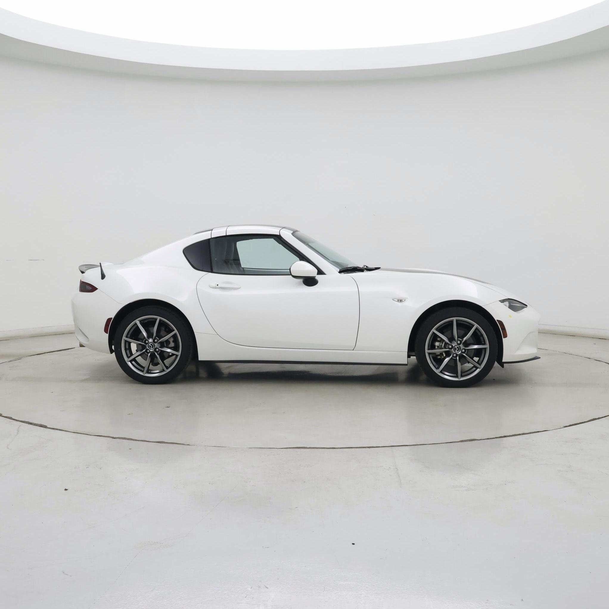 Thumbnail: 2021 Mazda MX-5 Miata - 7