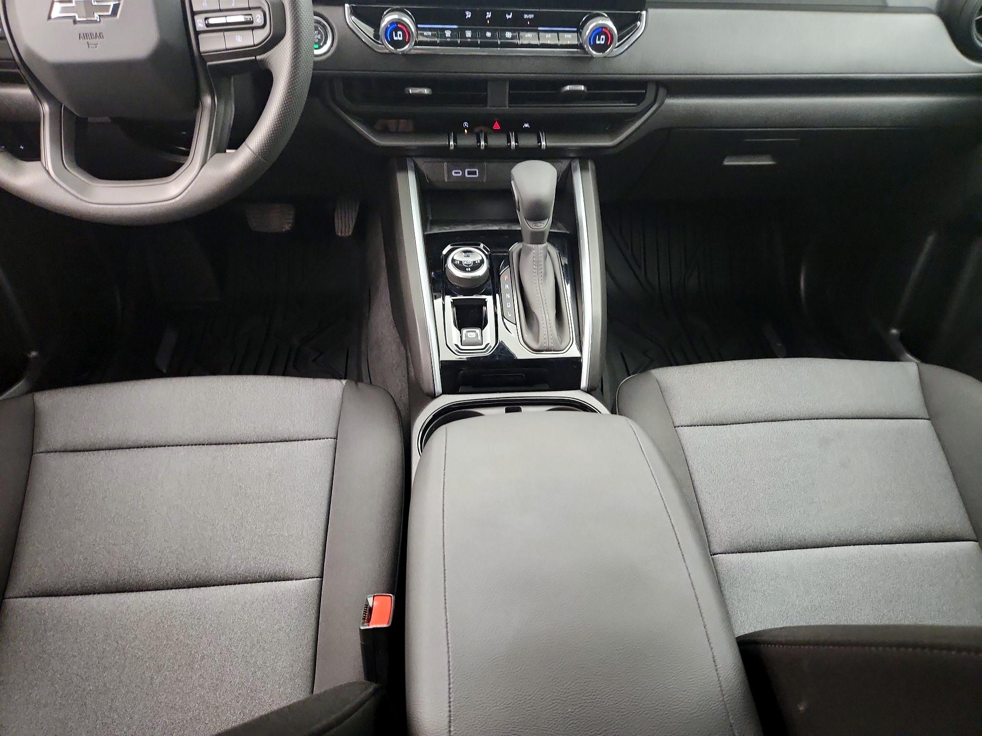 Thumbnail: 2026 Chevrolet Colorado - 9