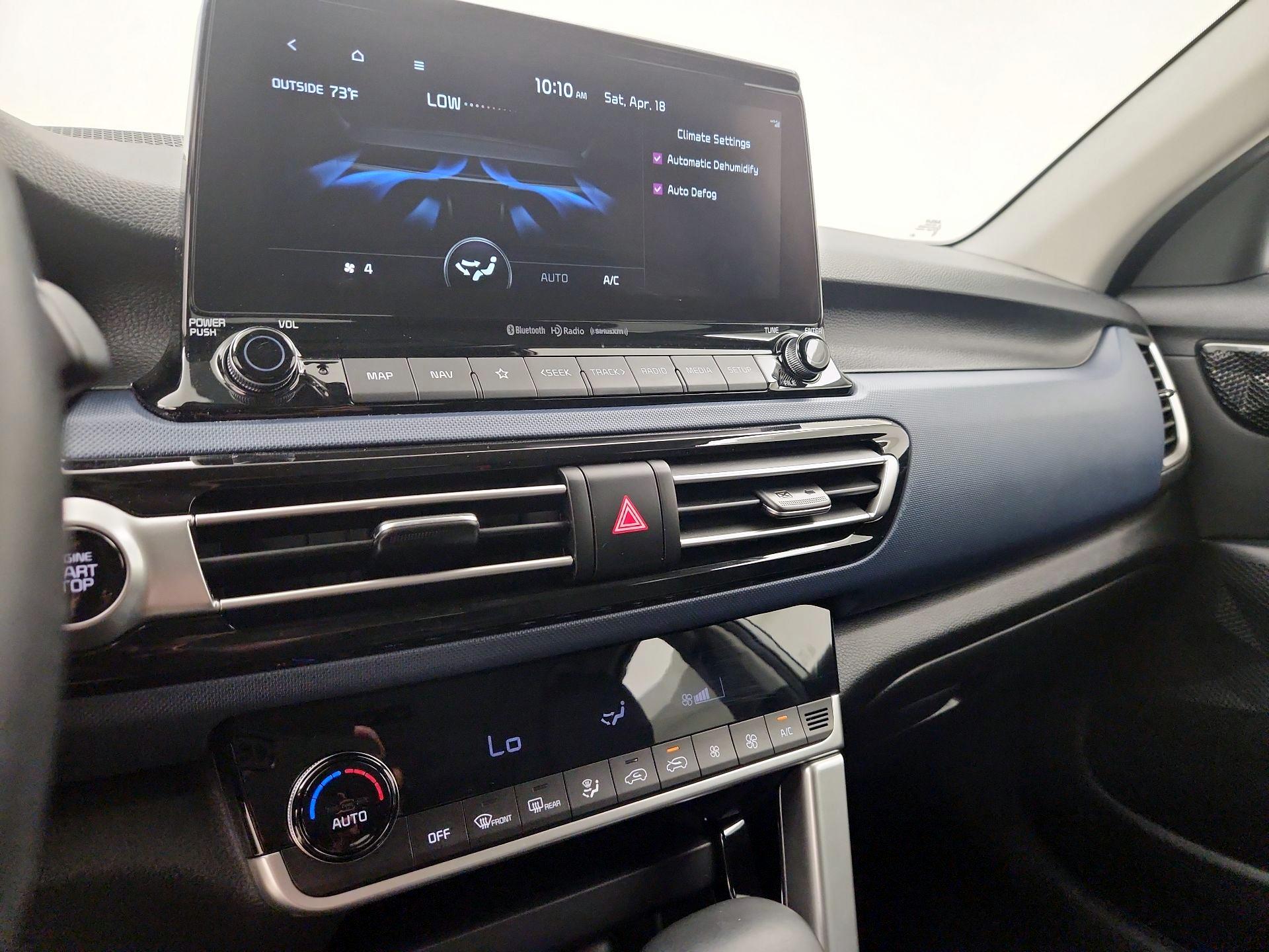 Thumbnail: 2023 Kia Seltos - 17