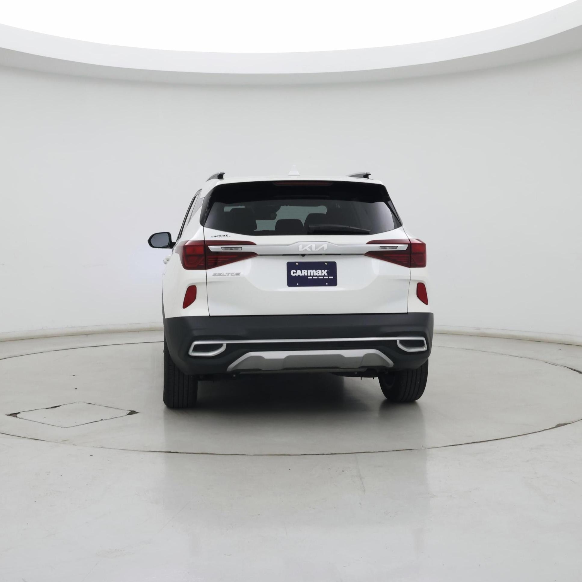 Thumbnail: 2023 Kia Seltos - 6