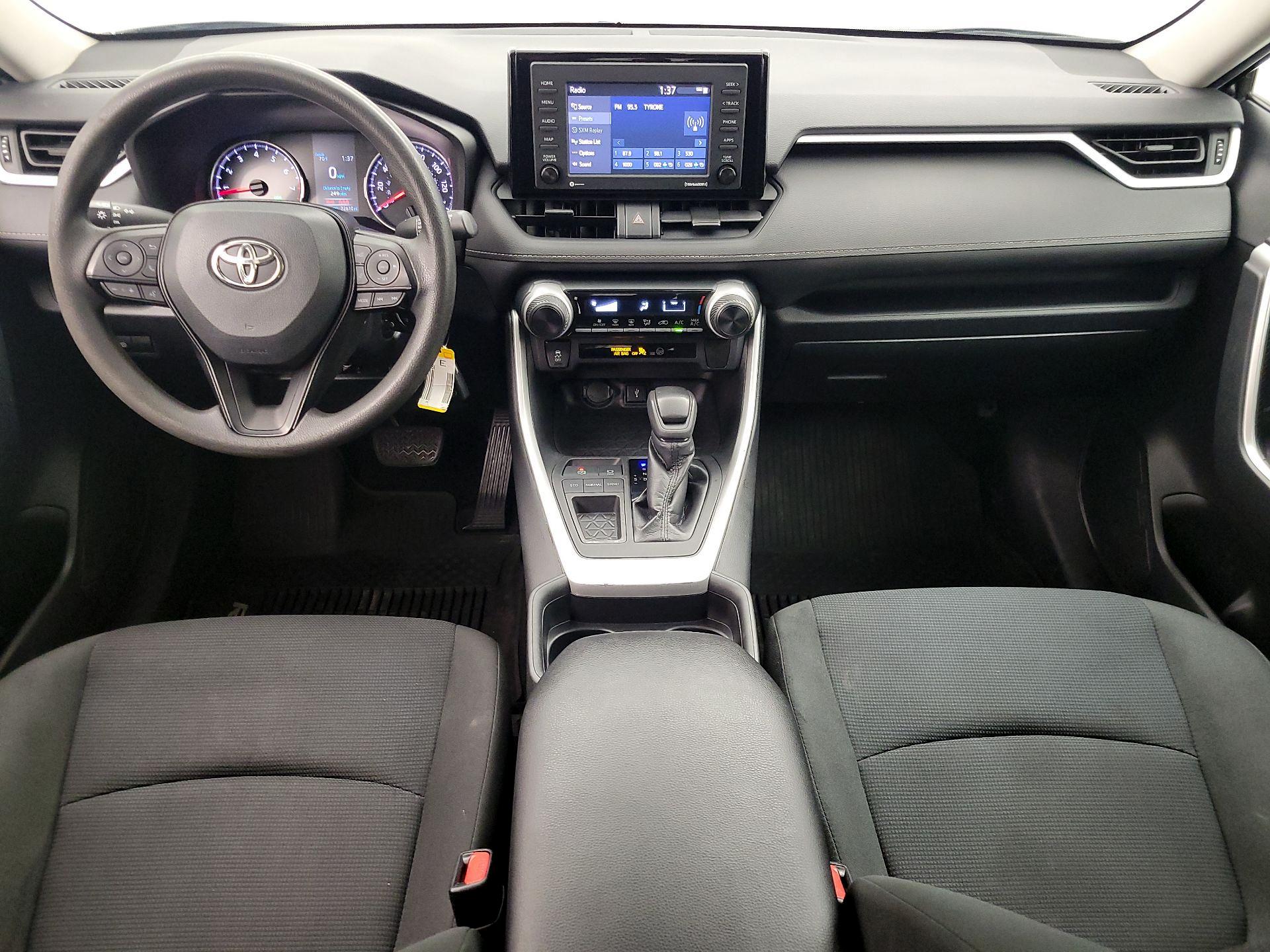 Thumbnail: 2020 Toyota RAV4 - 9